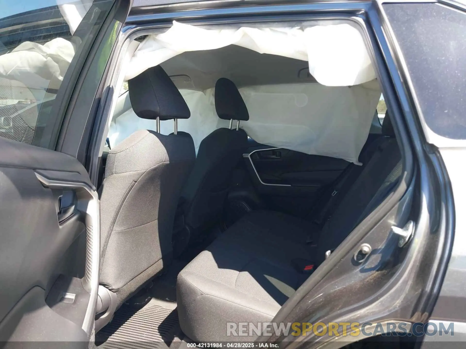 8 fotografías del automóvil dañado 2T3F1RFV2MC237378 TOYOTA RAV4 2021