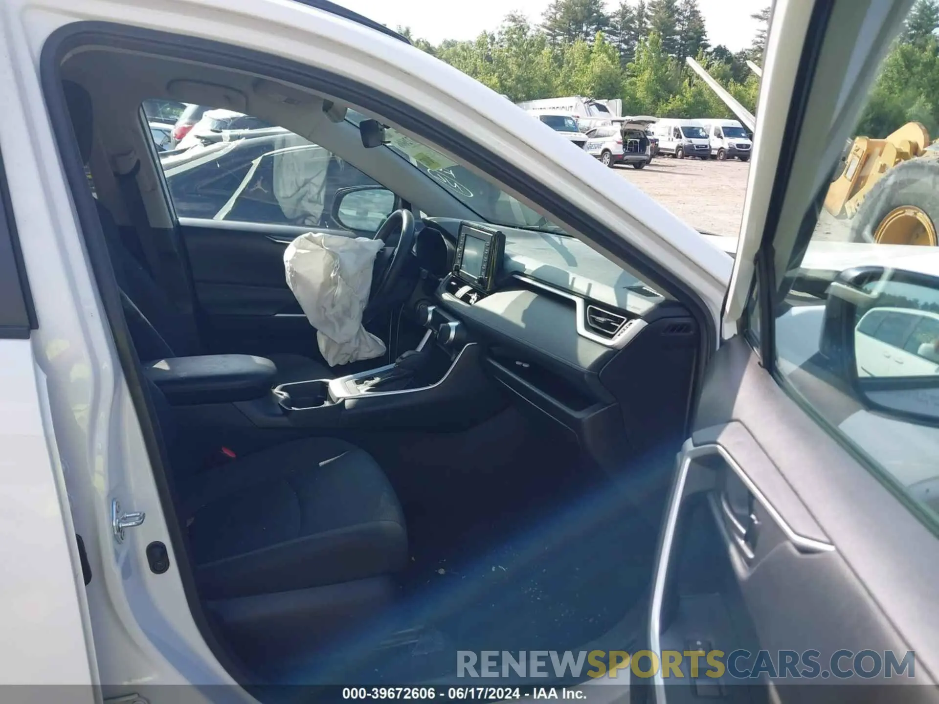 5 fotografías del automóvil dañado 2T3F1RFV2MW199634 TOYOTA RAV4 2021