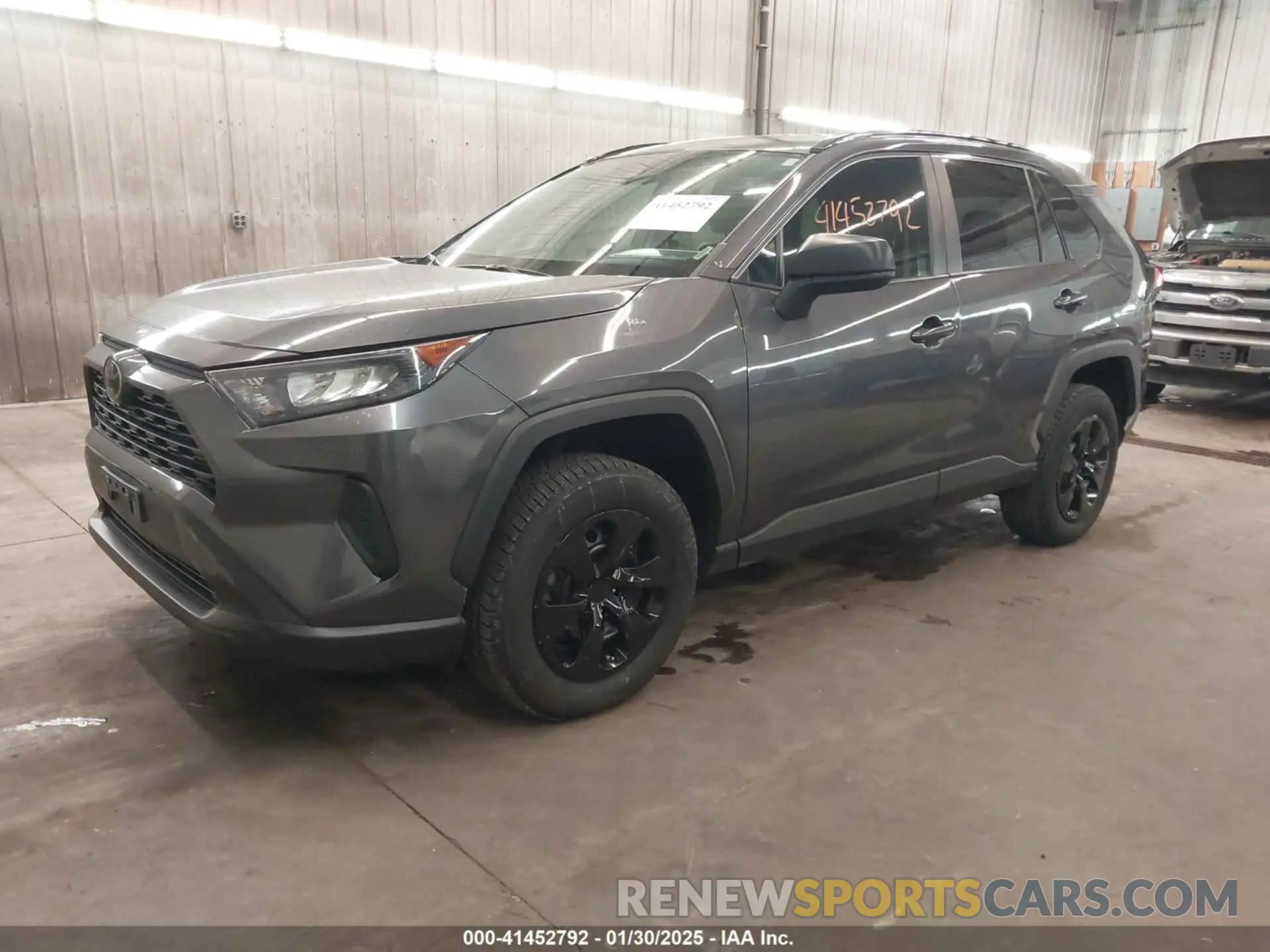 2 fotografías del automóvil dañado 2T3F1RFV4MW185783 TOYOTA RAV4 2021