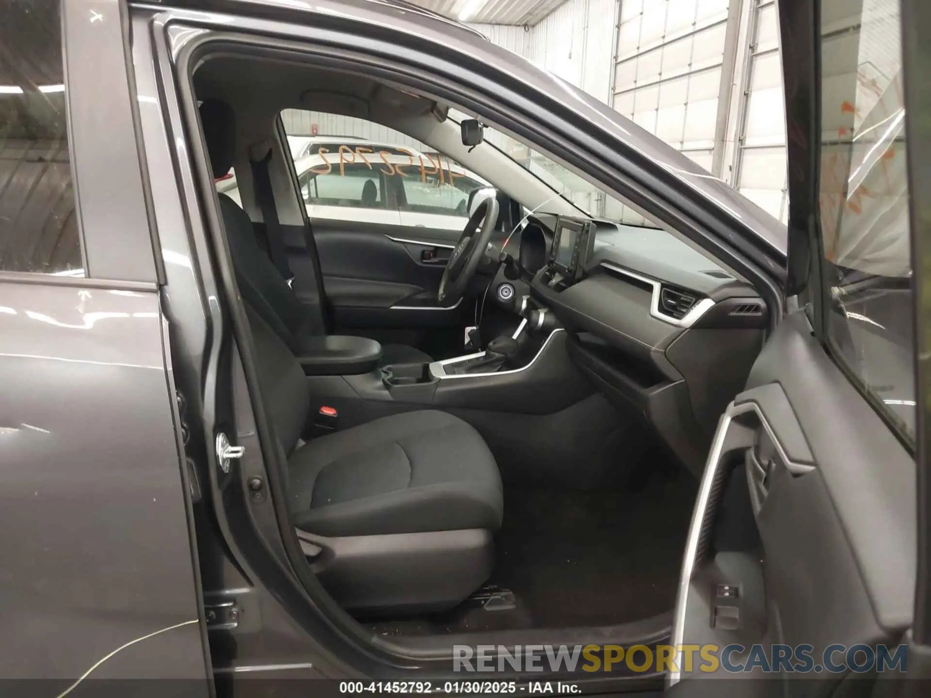 5 fotografías del automóvil dañado 2T3F1RFV4MW185783 TOYOTA RAV4 2021