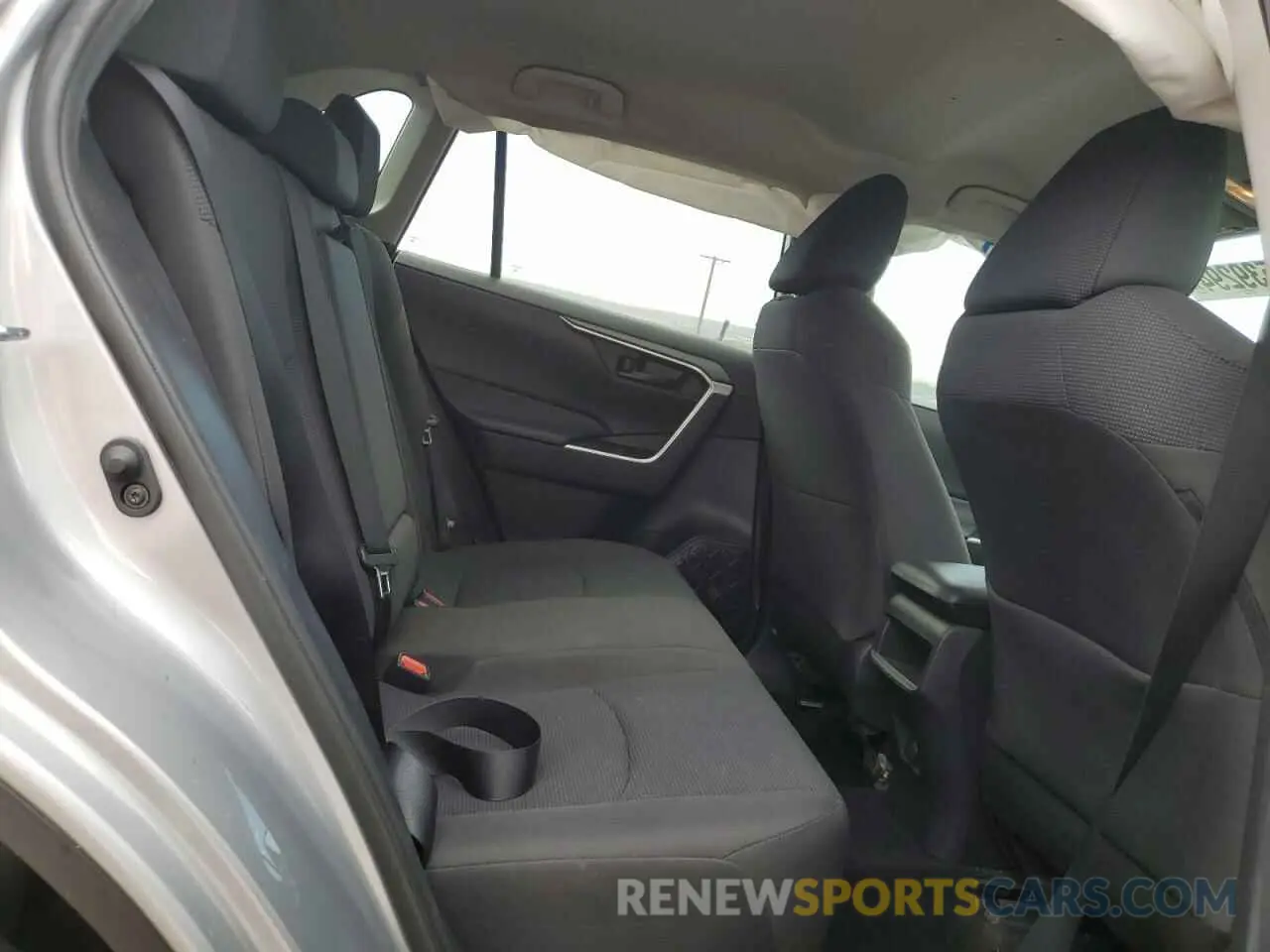 11 fotografías del automóvil dañado 2T3F1RFV5MW141937 TOYOTA RAV4 2021