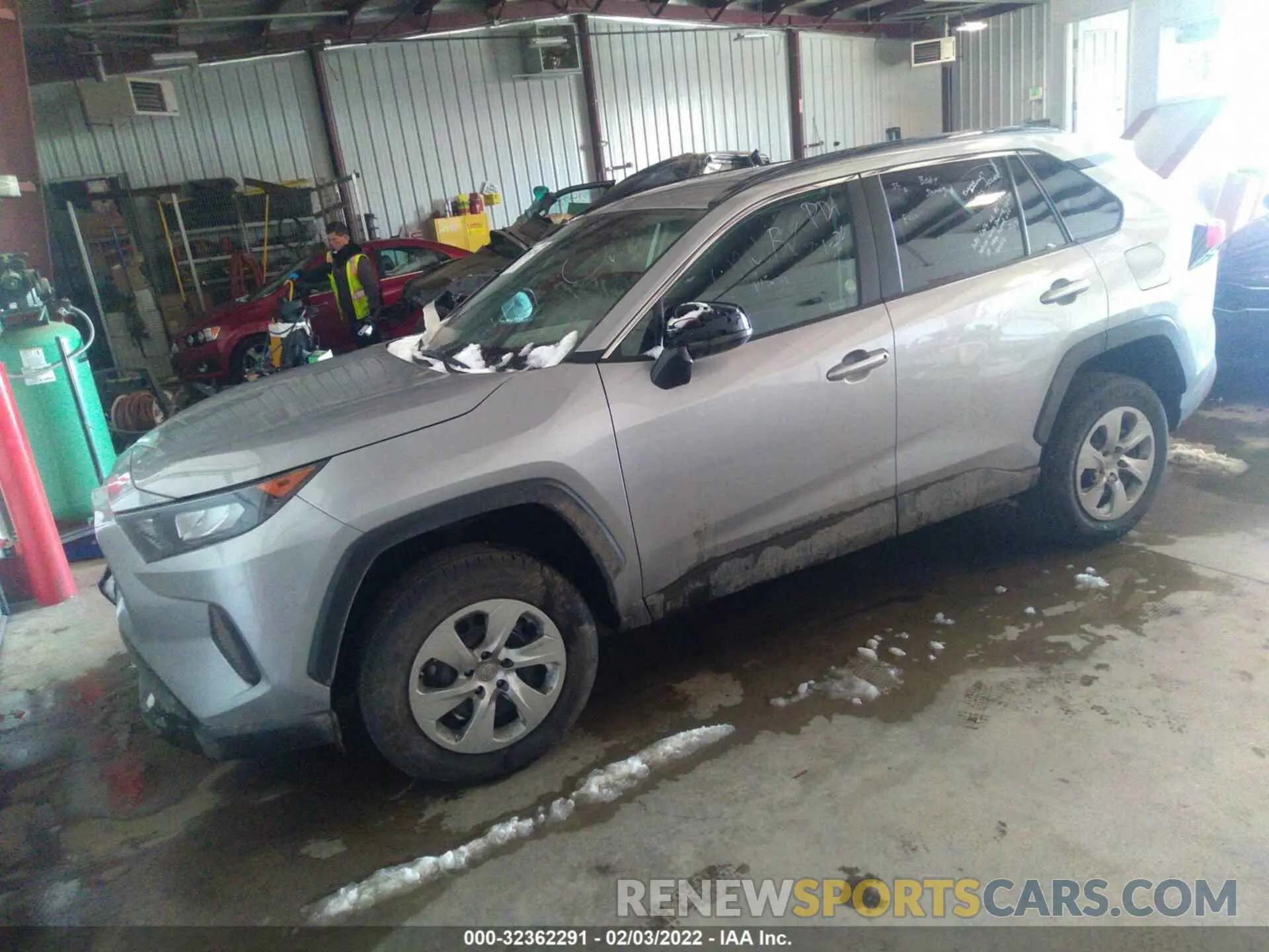 2 fotografías del automóvil dañado 2T3F1RFV5MW193861 TOYOTA RAV4 2021