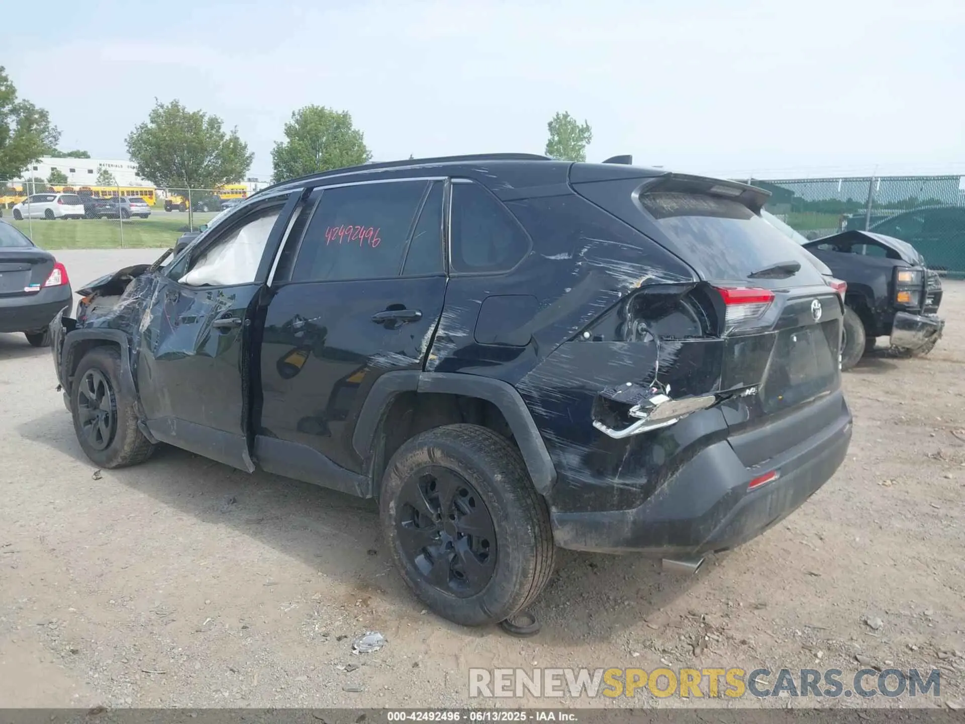 3 fotografías del automóvil dañado 2T3F1RFV7MC244066 TOYOTA RAV4 2021