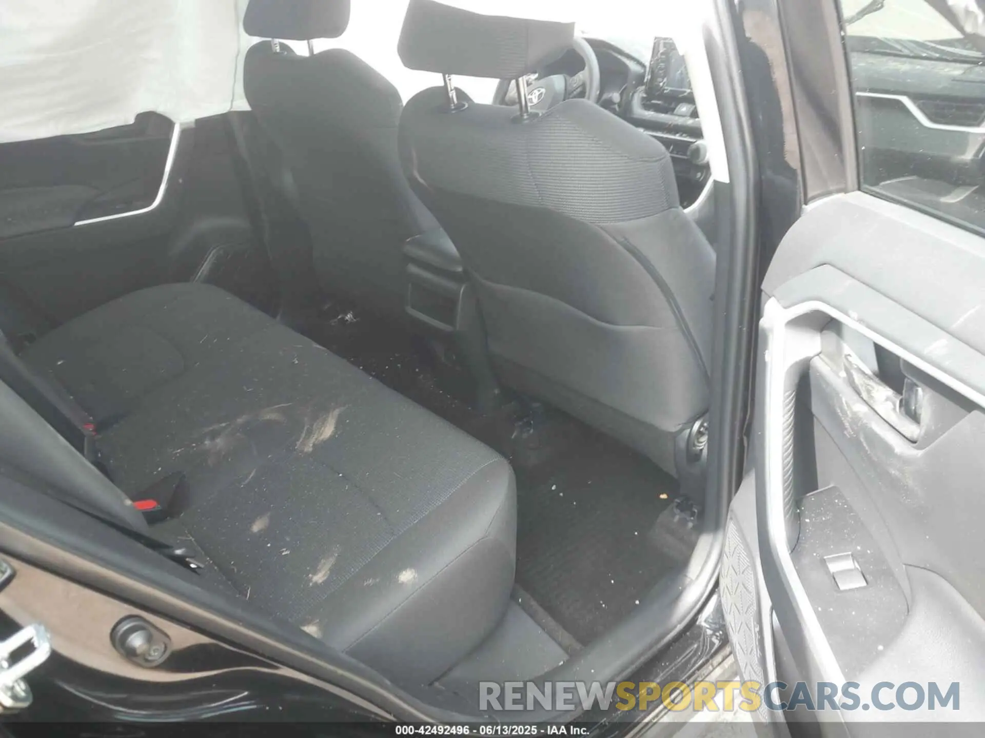 8 fotografías del automóvil dañado 2T3F1RFV7MC244066 TOYOTA RAV4 2021