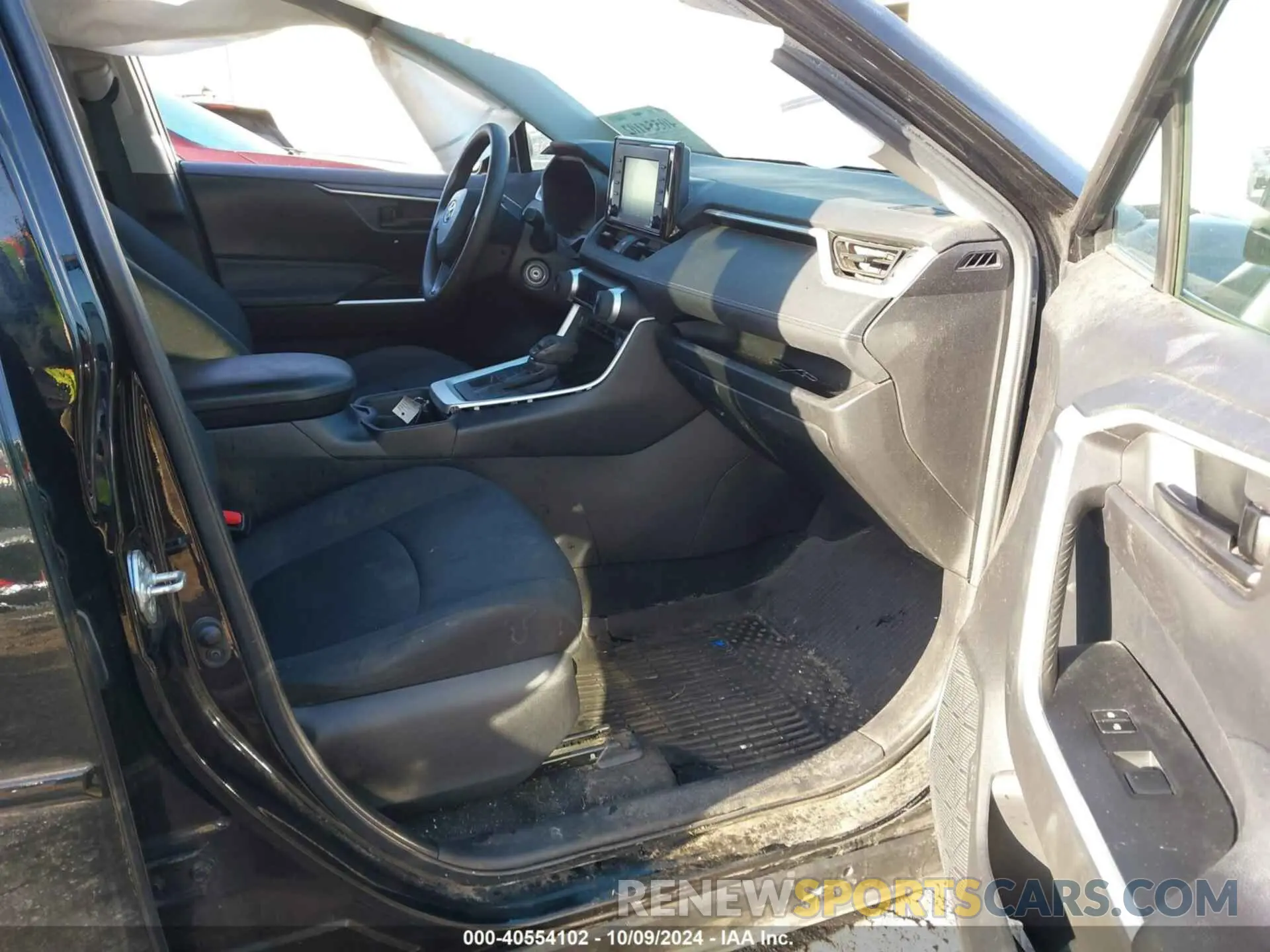 5 fotografías del automóvil dañado 2T3F1RFV7MC253785 TOYOTA RAV4 2021