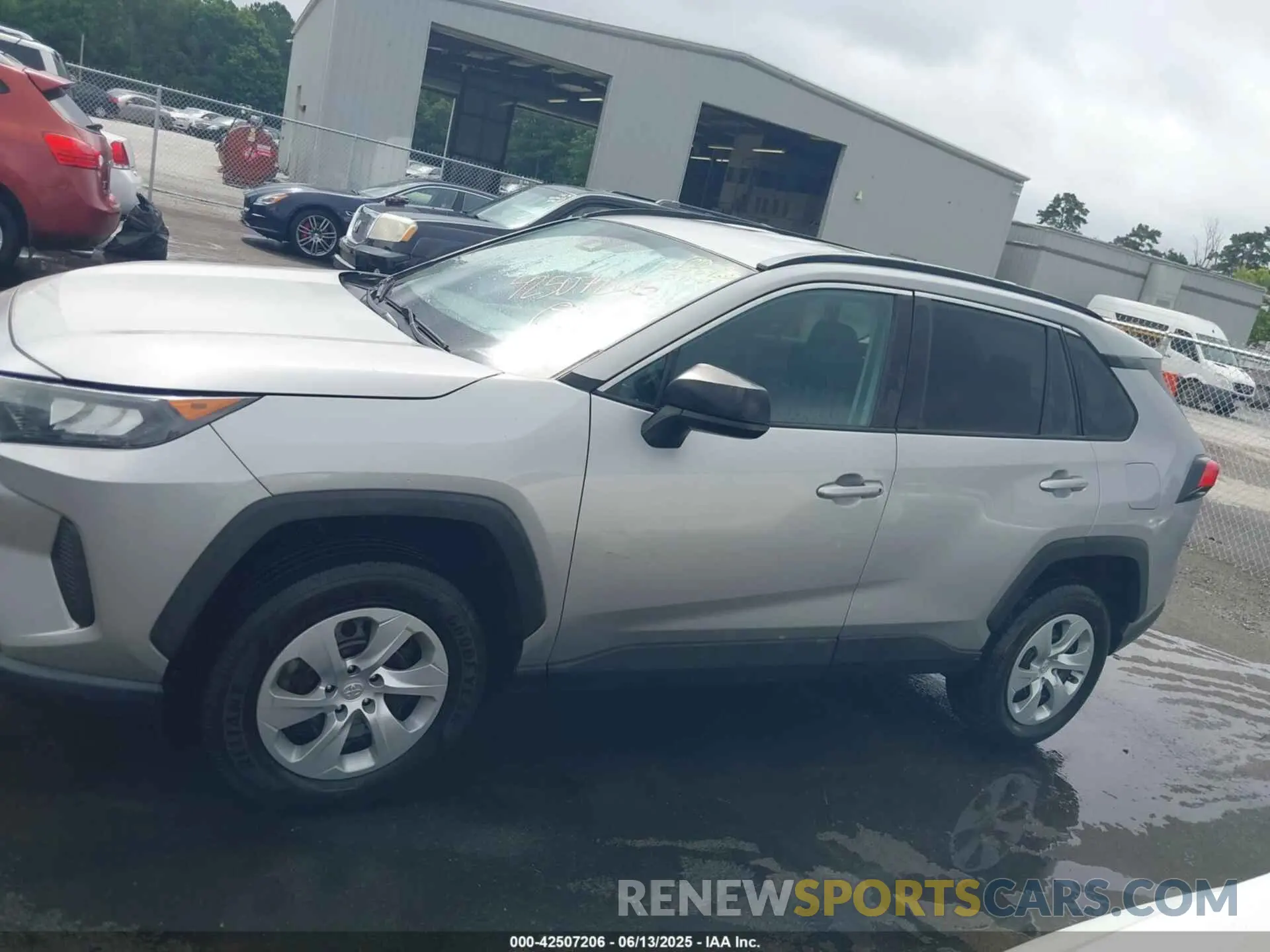 14 fotografías del automóvil dañado 2T3F1RFV7MW203841 TOYOTA RAV4 2021