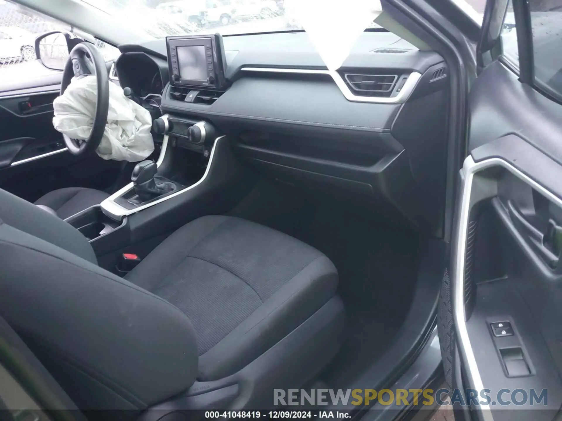 5 fotografías del automóvil dañado 2T3F1RFV8MW149871 TOYOTA RAV4 2021