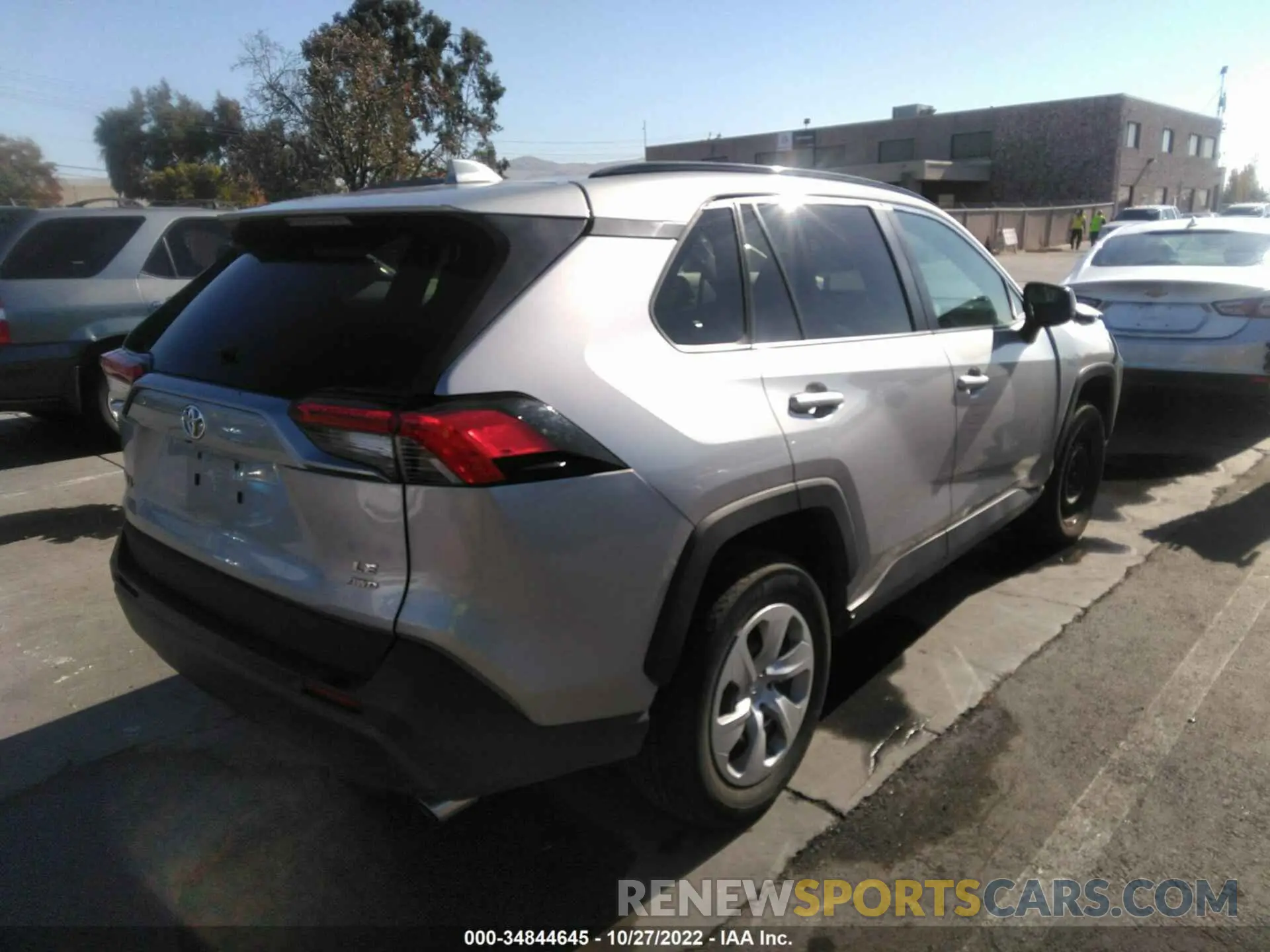 4 fotografías del automóvil dañado 2T3F1RFV8MW192185 TOYOTA RAV4 2021