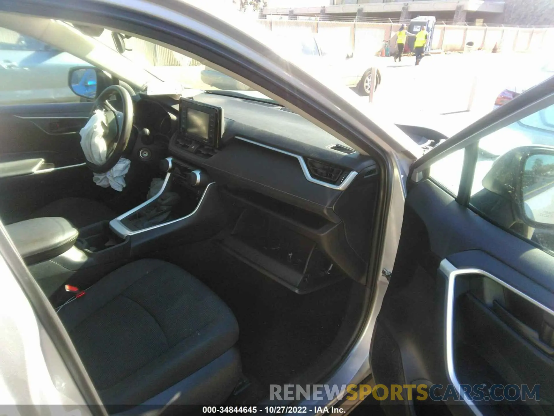 5 fotografías del automóvil dañado 2T3F1RFV8MW192185 TOYOTA RAV4 2021