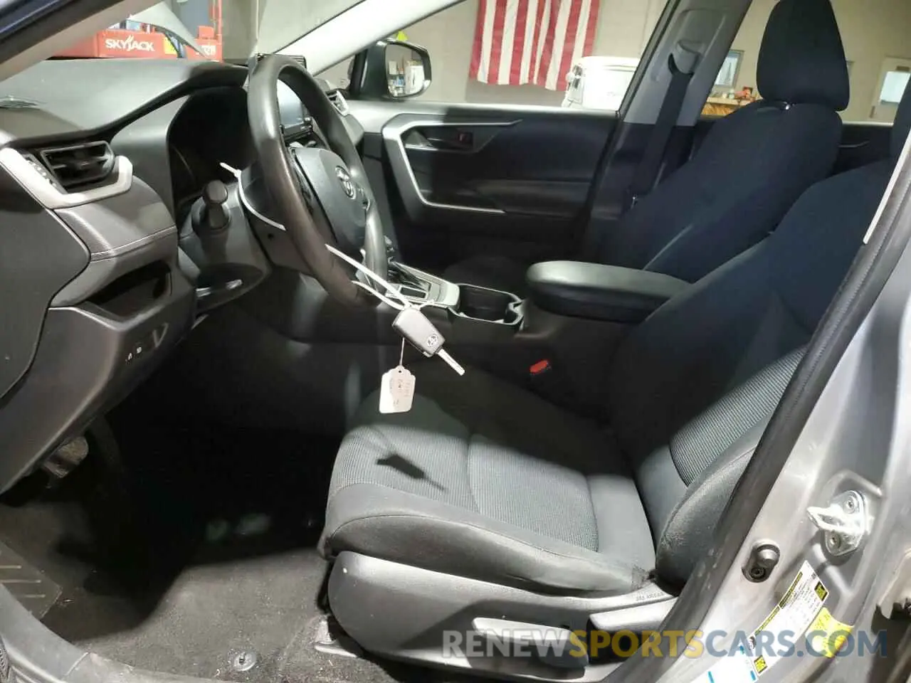 7 fotografías del automóvil dañado 2T3F1RFV8MW193322 TOYOTA RAV4 2021