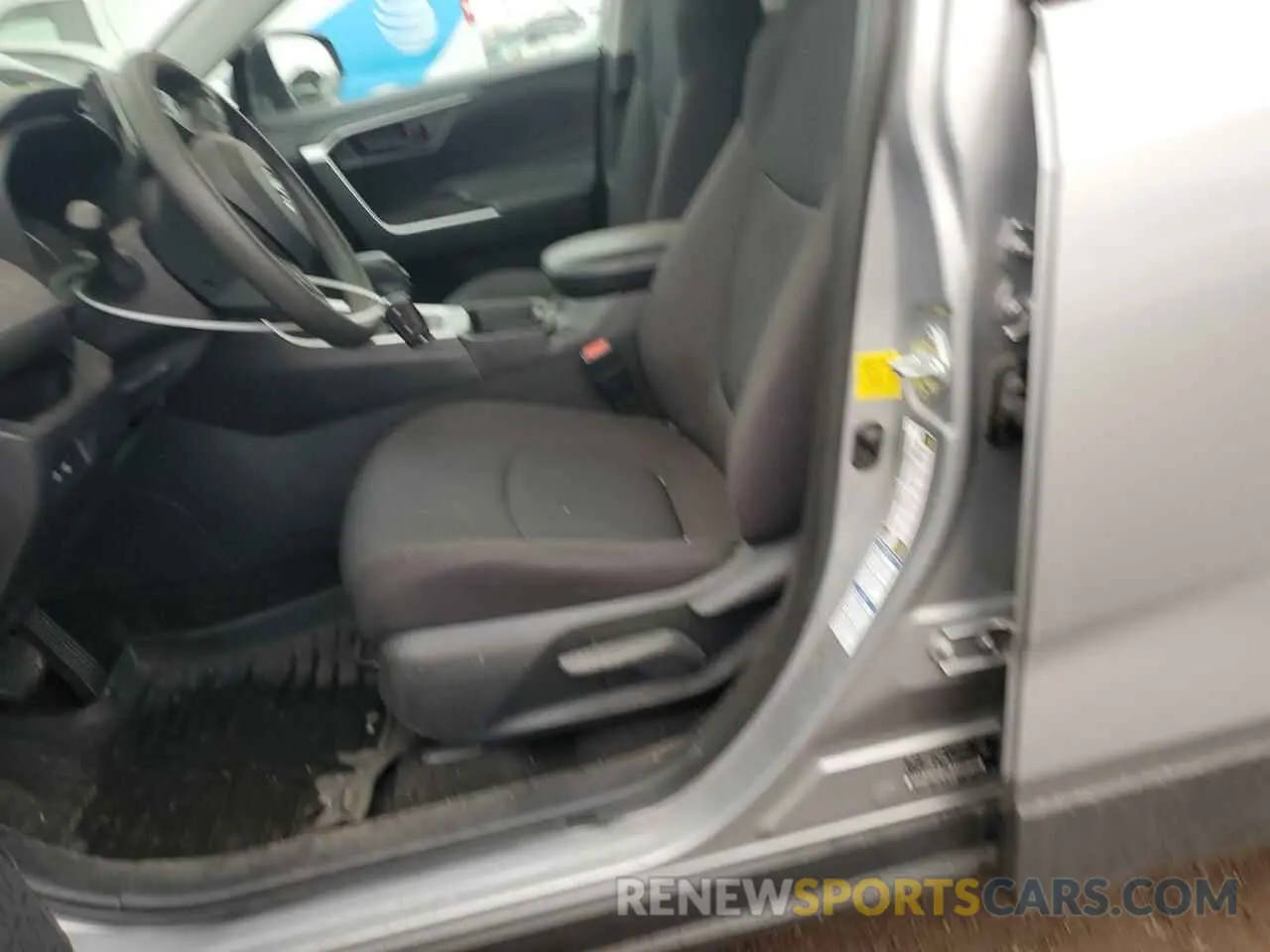 7 fotografías del automóvil dañado 2T3F1RFV8MW193370 TOYOTA RAV4 2021