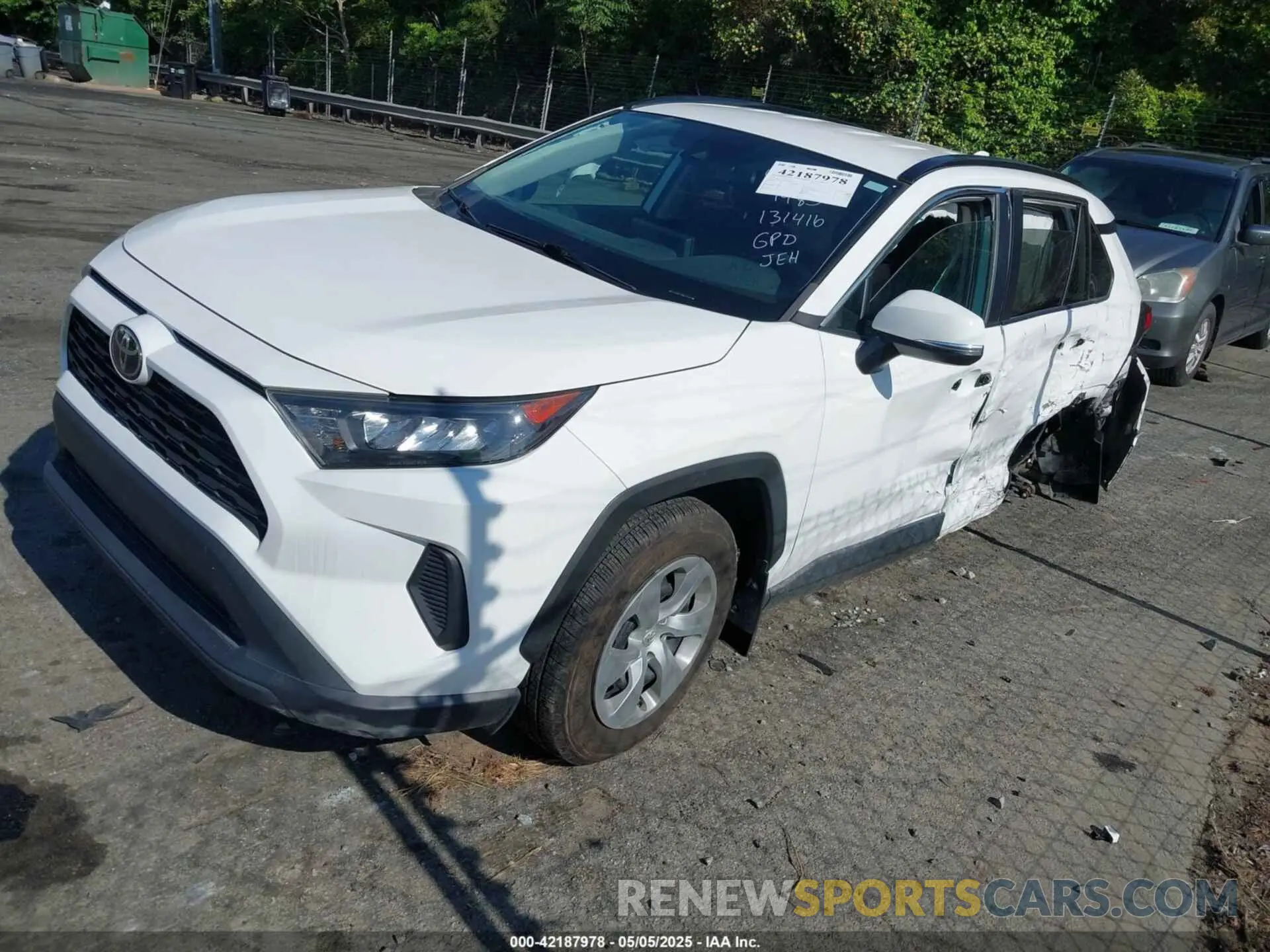 2 fotografías del automóvil dañado 2T3G1RFV1MW214483 TOYOTA RAV4 2021
