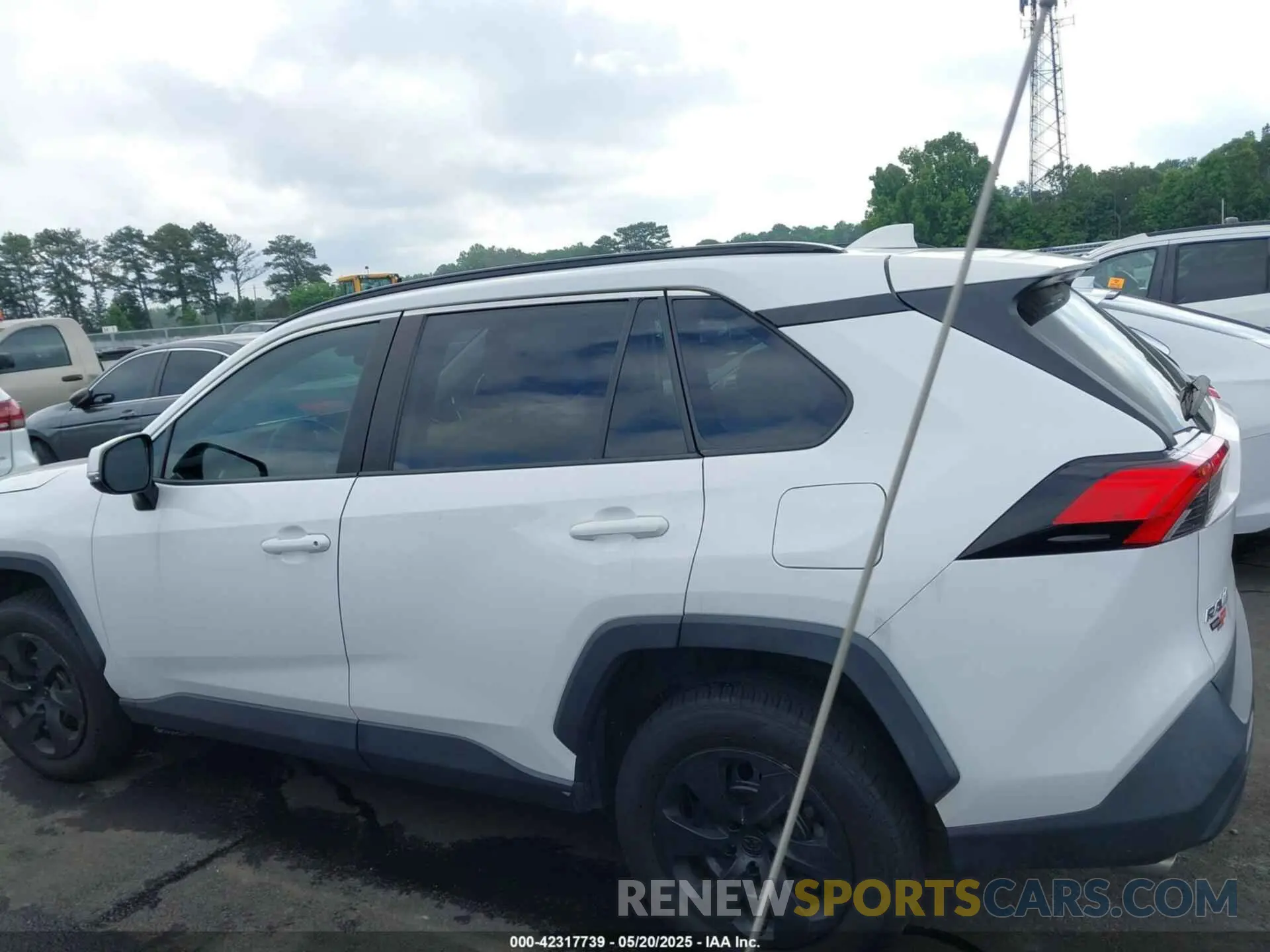 13 fotografías del automóvil dañado 2T3G1RFV3MC170262 TOYOTA RAV4 2021