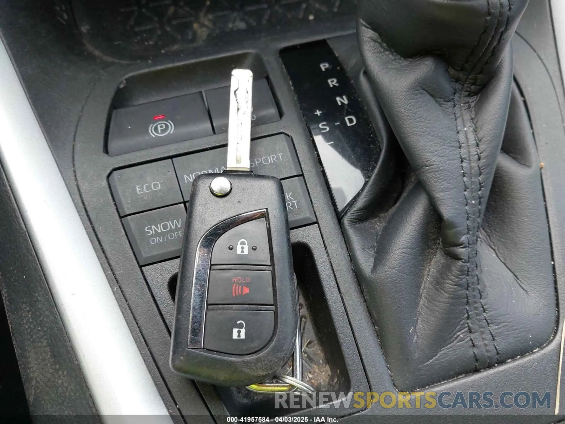 11 fotografías del automóvil dañado 2T3G1RFV4MC162946 TOYOTA RAV4 2021