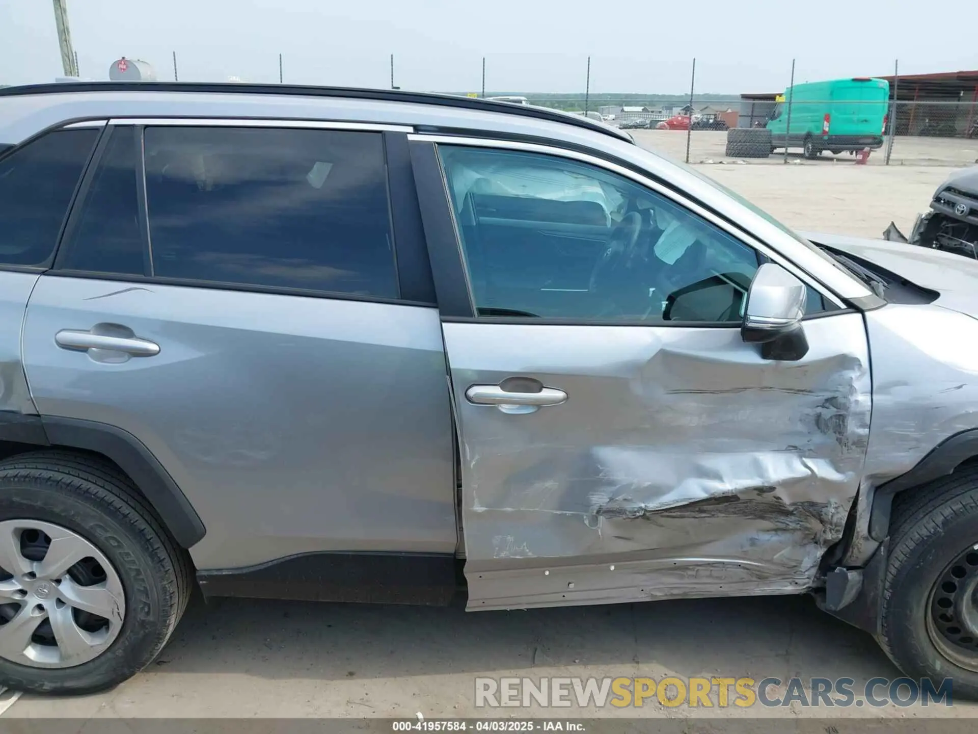 14 fotografías del automóvil dañado 2T3G1RFV4MC162946 TOYOTA RAV4 2021