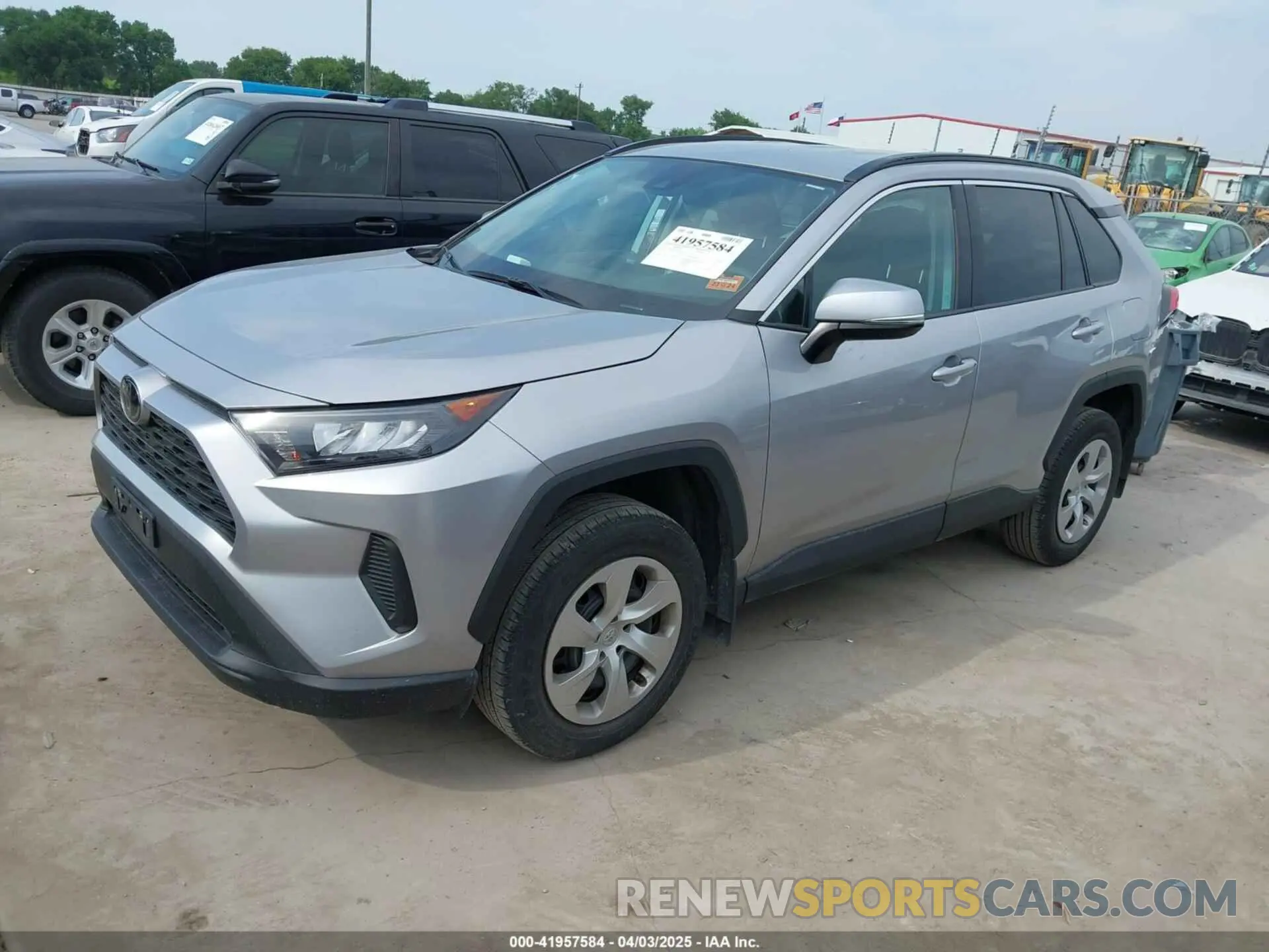 2 fotografías del automóvil dañado 2T3G1RFV4MC162946 TOYOTA RAV4 2021