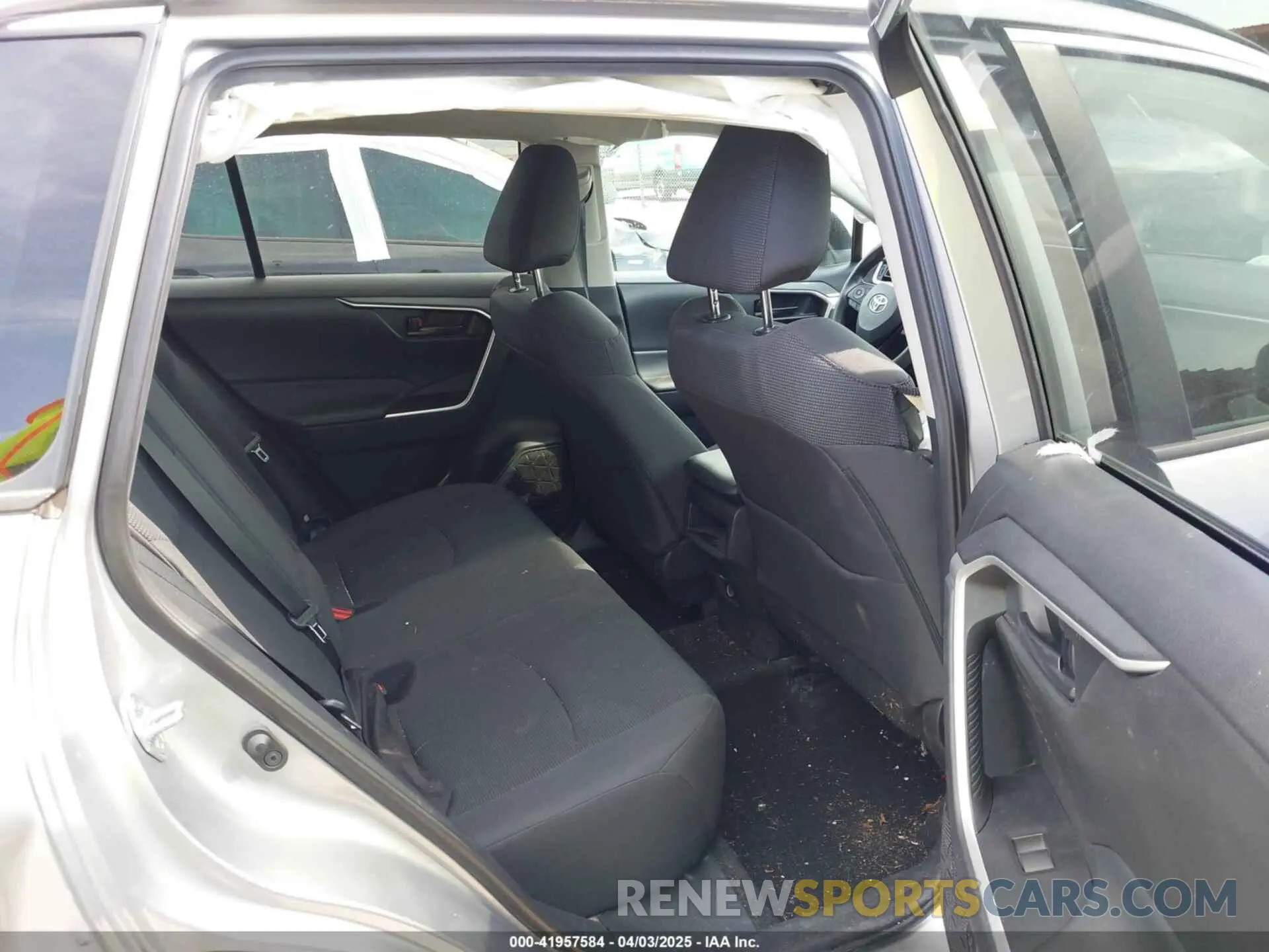 8 fotografías del automóvil dañado 2T3G1RFV4MC162946 TOYOTA RAV4 2021