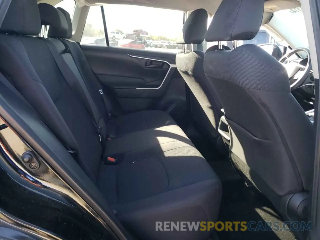 11 fotografías del automóvil dañado 2T3G1RFV5MC194417 TOYOTA RAV4 2021