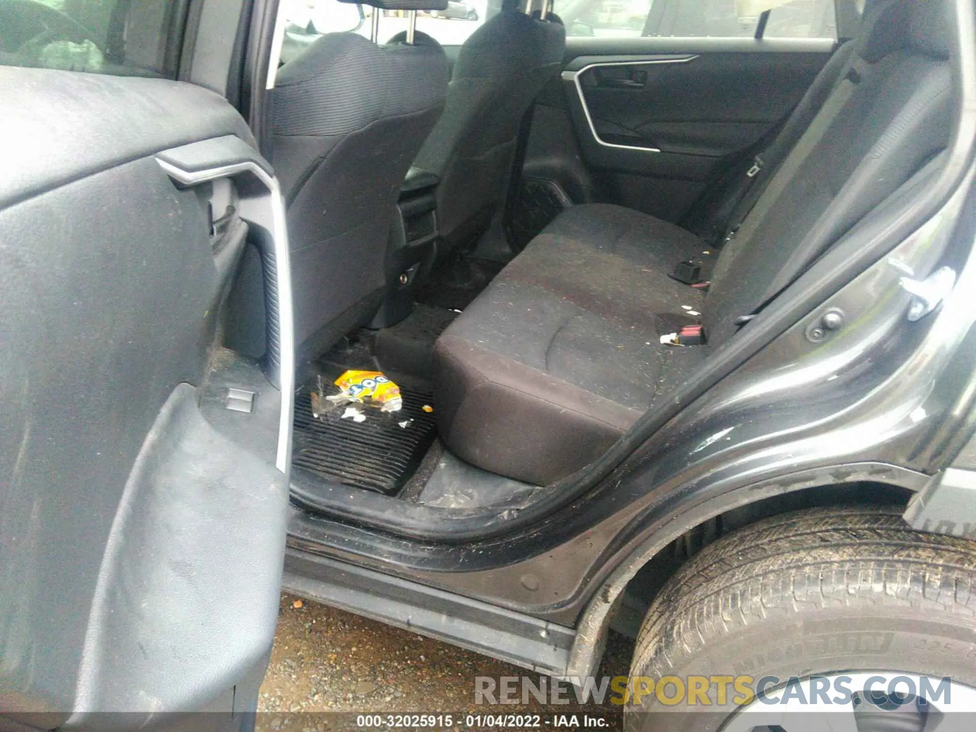 8 fotografías del automóvil dañado 2T3G1RFV7MC190725 TOYOTA RAV4 2021