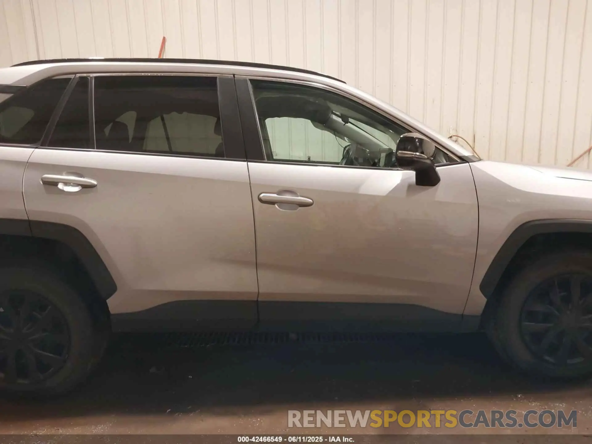 14 fotografías del automóvil dañado 2T3G1RFV9MC170363 TOYOTA RAV4 2021