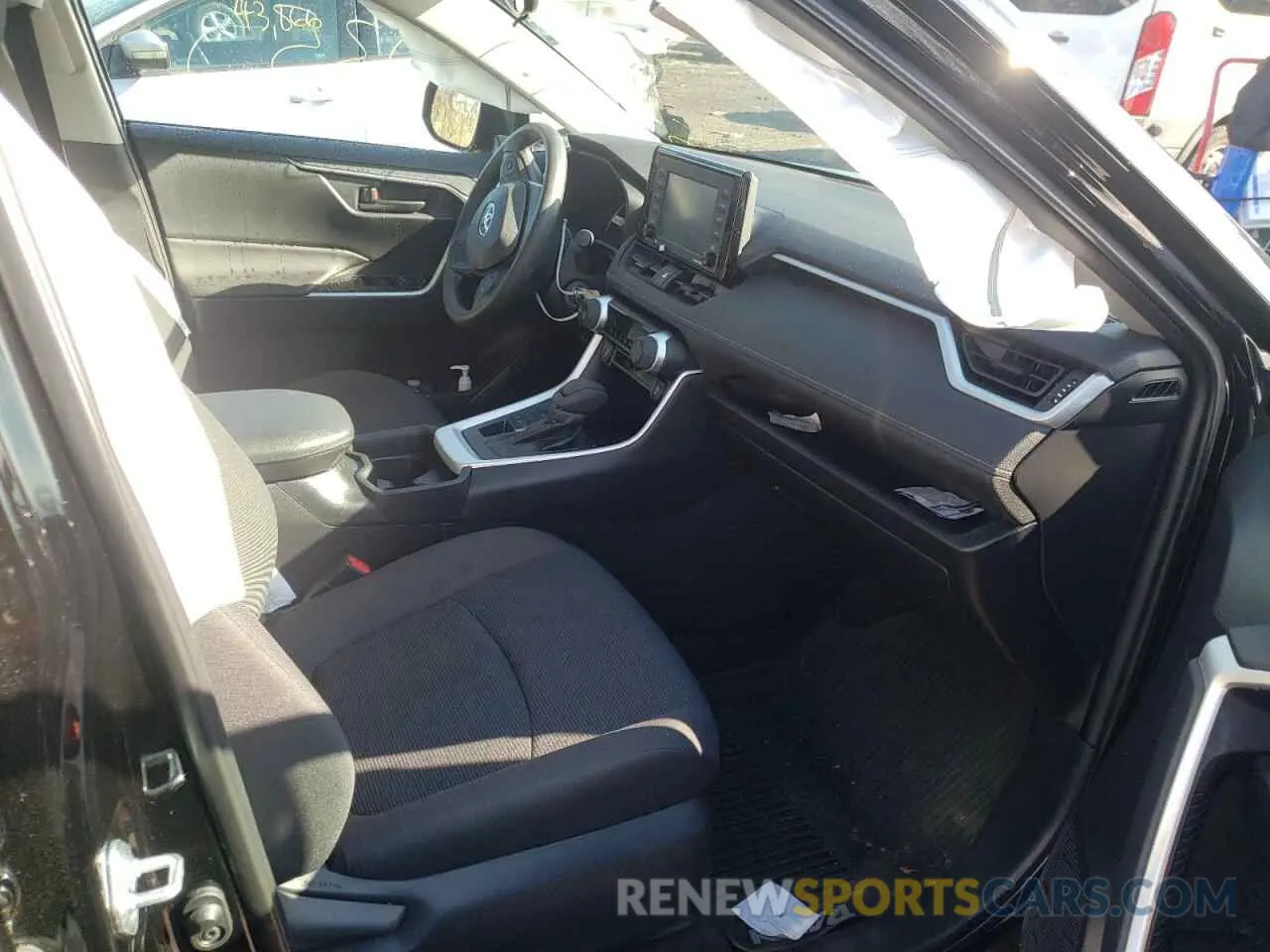 5 fotografías del automóvil dañado 2T3G1RFVXMC149098 TOYOTA RAV4 2021