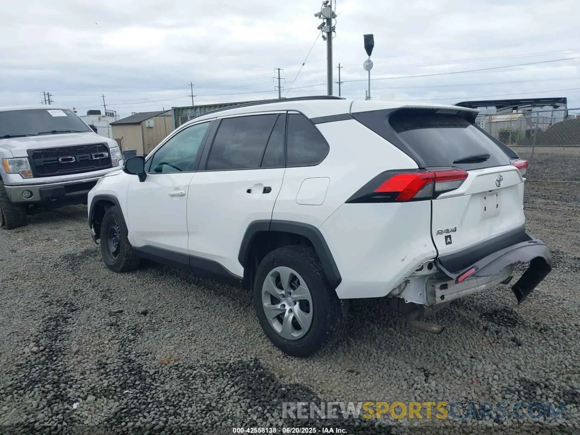 3 fotografías del automóvil dañado 2T3G1RFVXMW217592 TOYOTA RAV4 2021