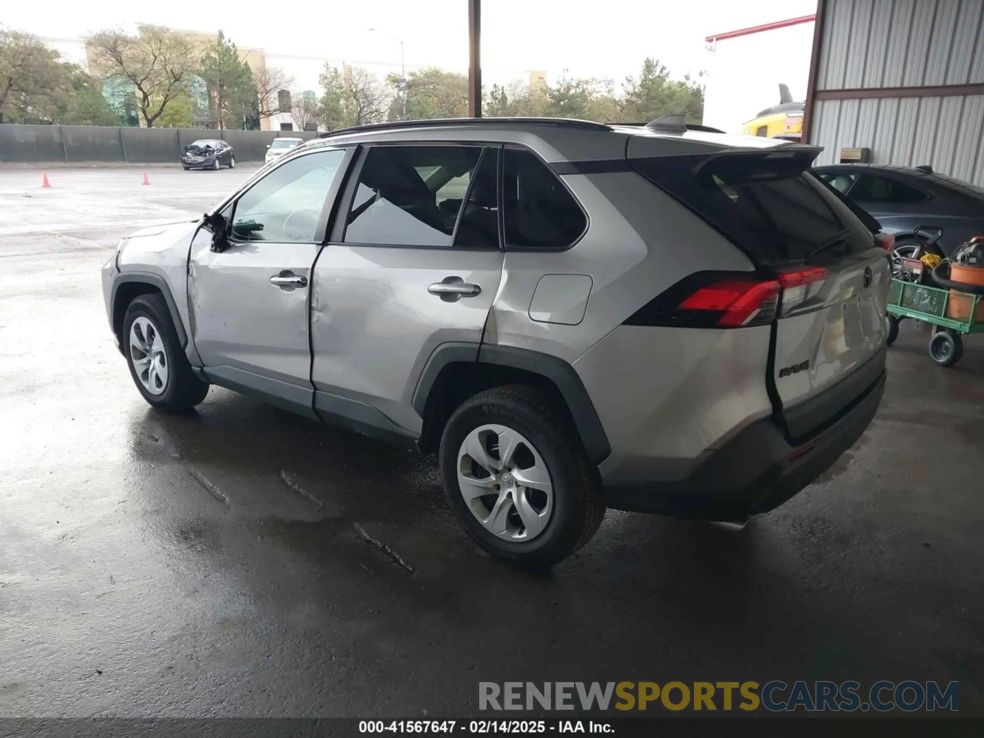 3 fotografías del automóvil dañado 2T3H1RFV0MC102134 TOYOTA RAV4 2021