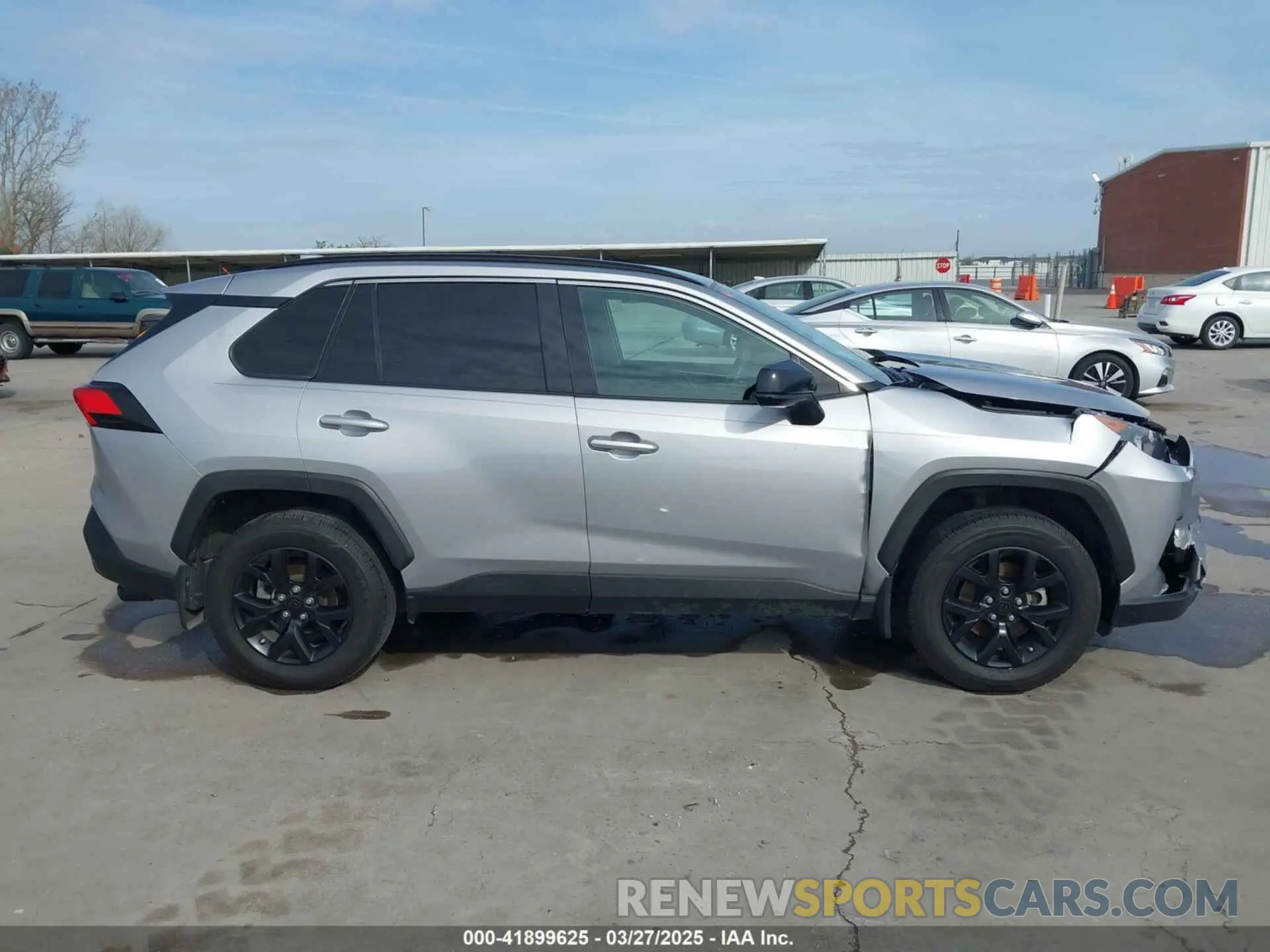 14 fotografías del automóvil dañado 2T3H1RFV0MC116034 TOYOTA RAV4 2021