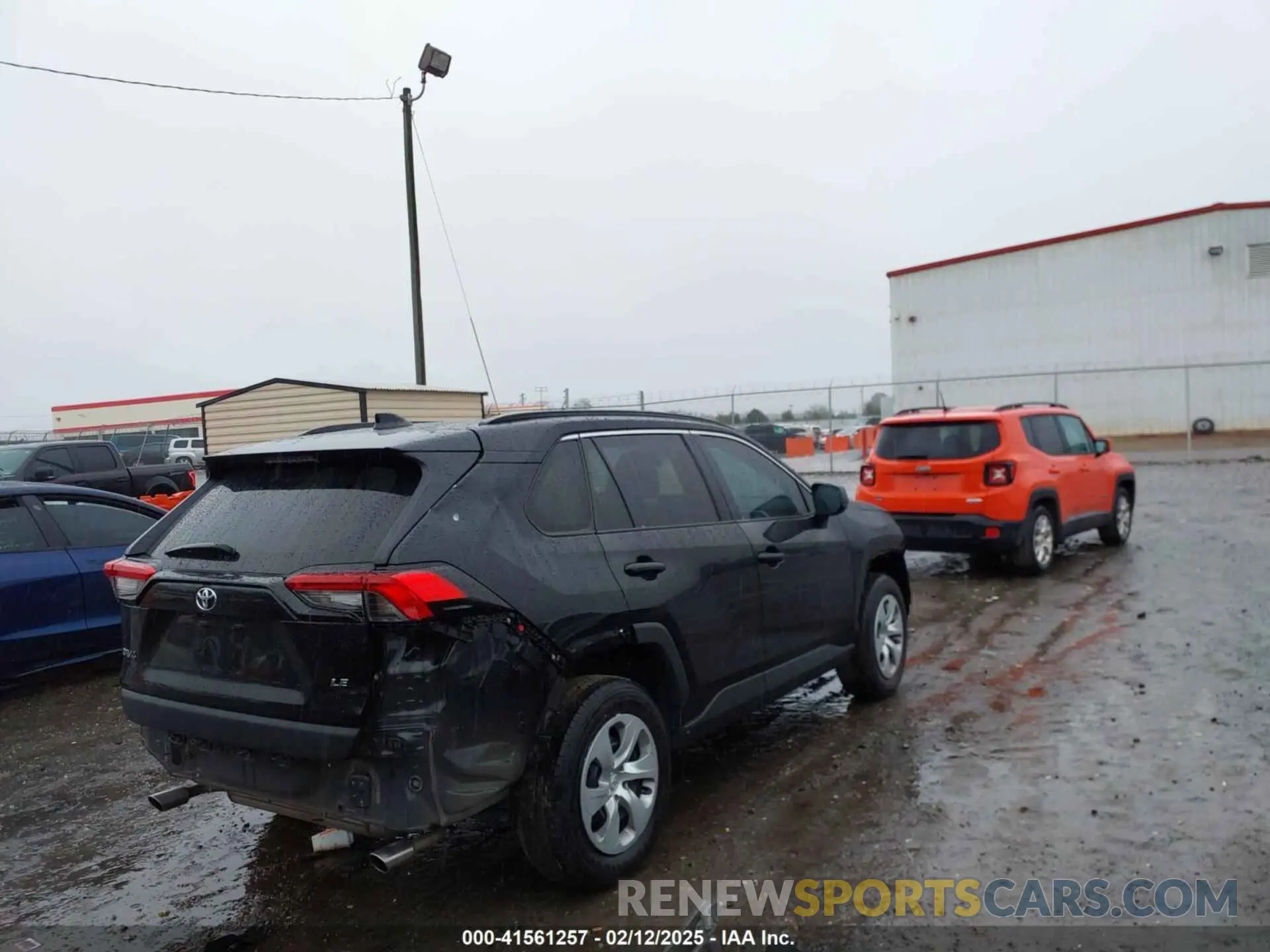 4 fotografías del automóvil dañado 2T3H1RFV0MC137823 TOYOTA RAV4 2021