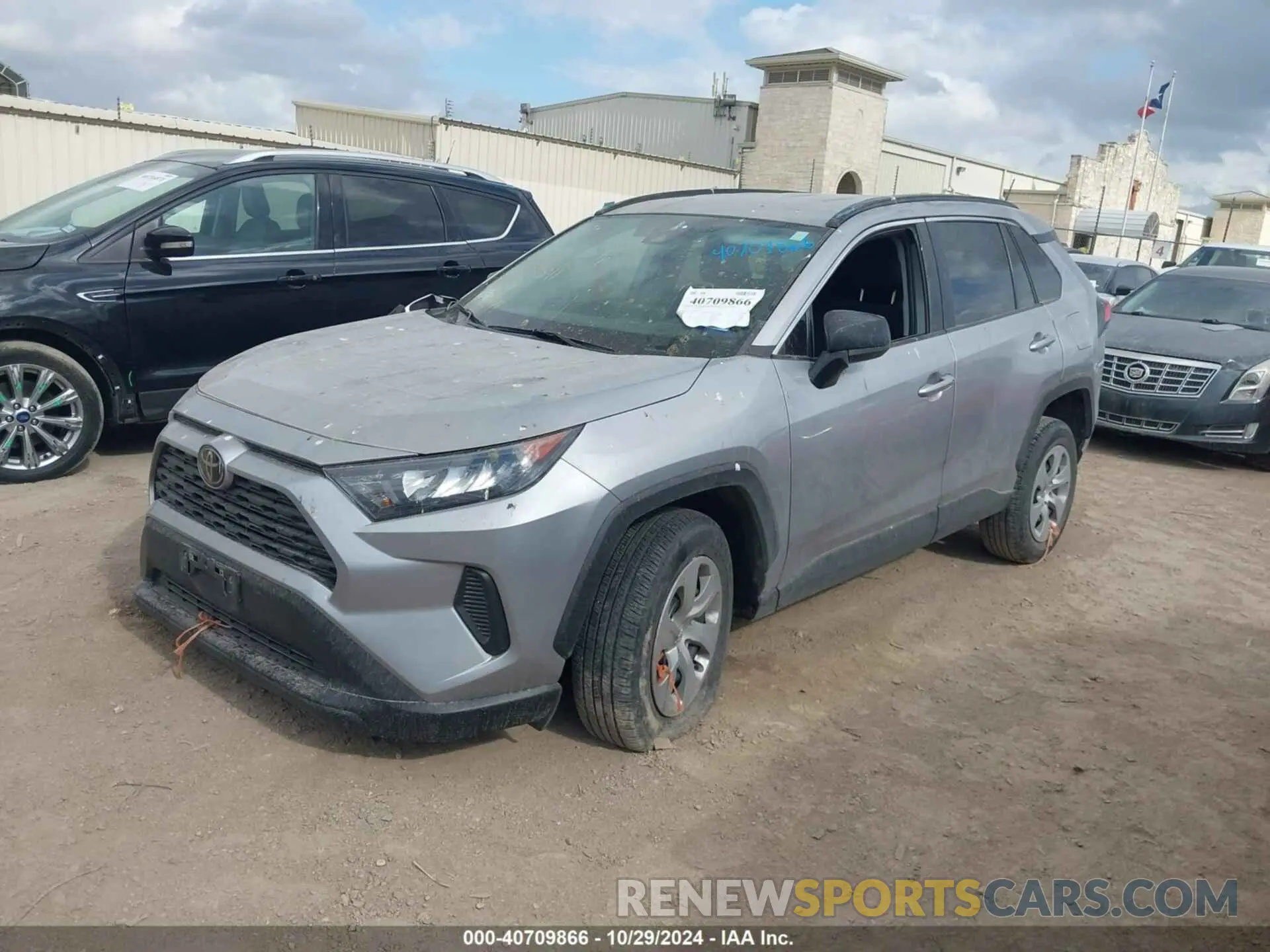 2 fotografías del automóvil dañado 2T3H1RFV0MC160499 TOYOTA RAV4 2021