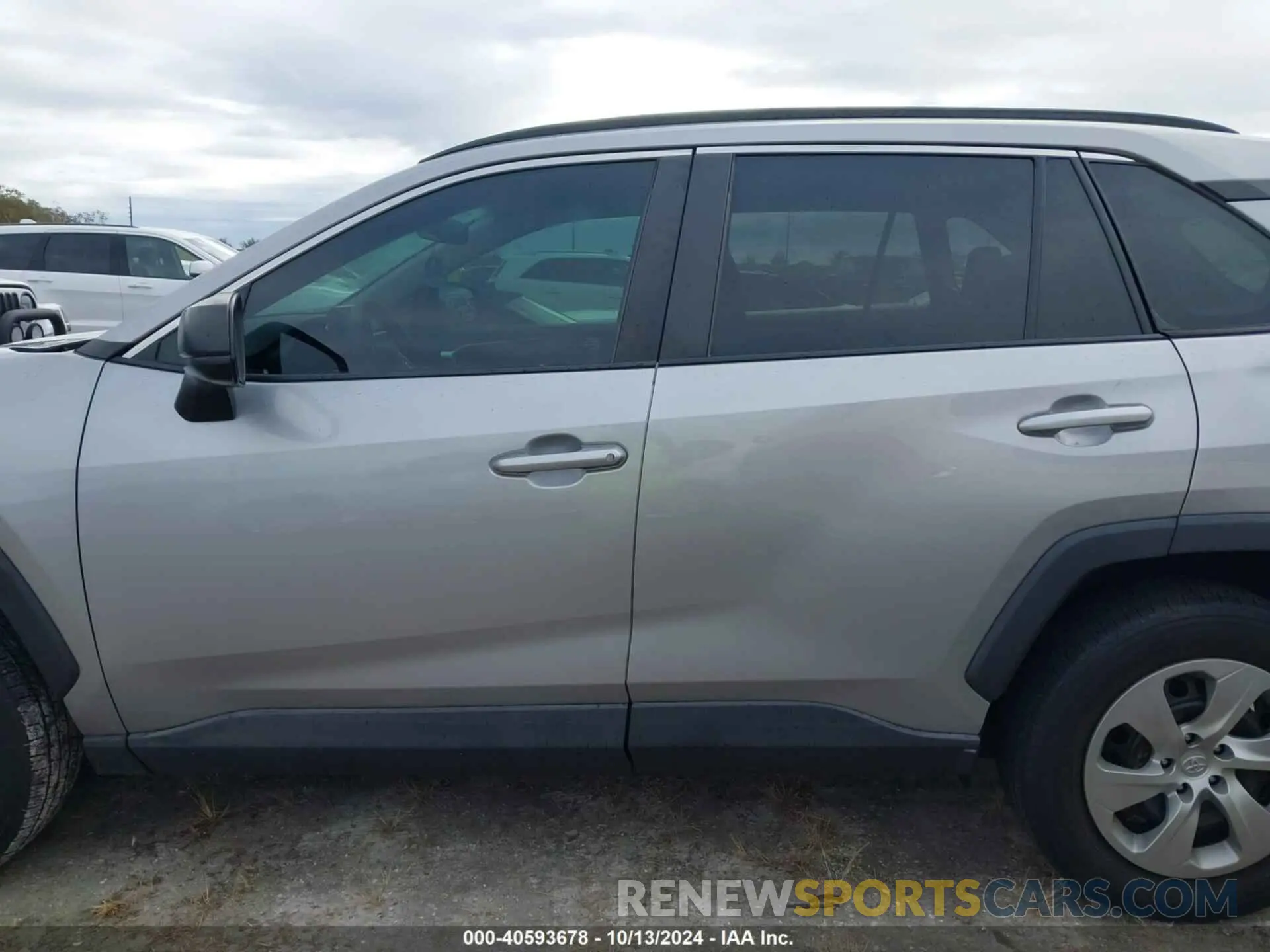 14 fotografías del automóvil dañado 2T3H1RFV1MC126362 TOYOTA RAV4 2021