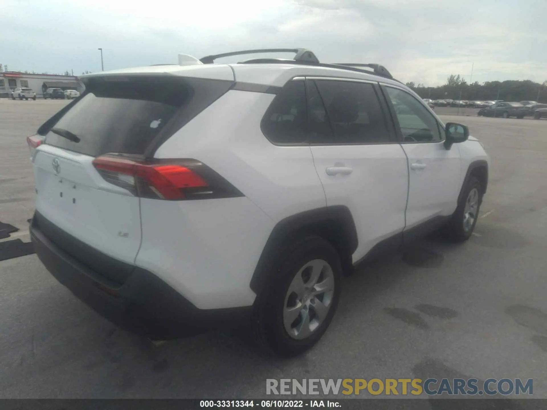 4 fotografías del automóvil dañado 2T3H1RFV2MC094215 TOYOTA RAV4 2021