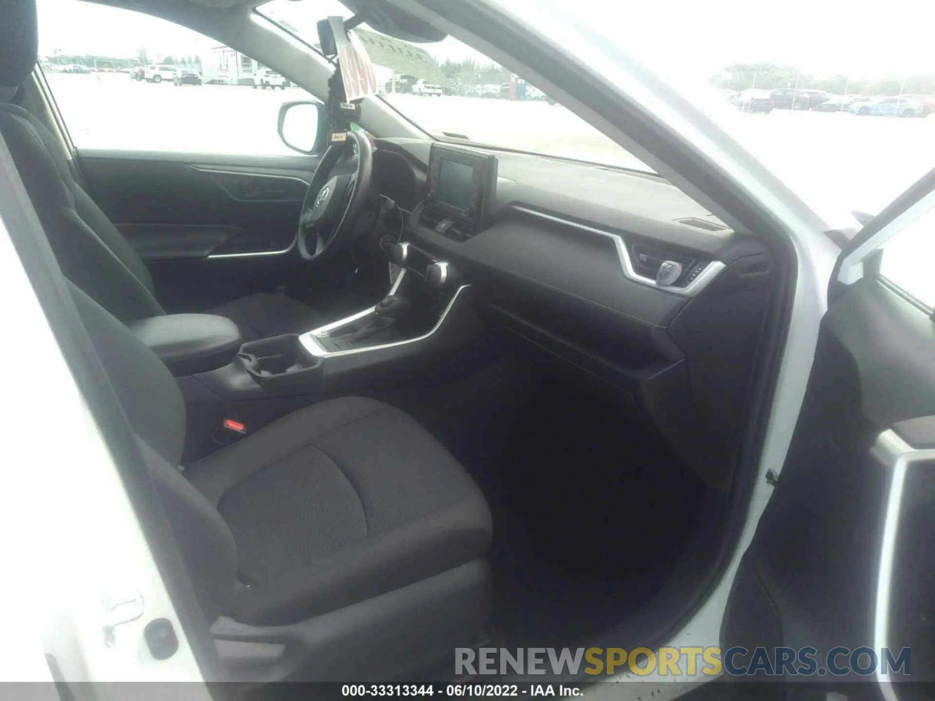 5 fotografías del automóvil dañado 2T3H1RFV2MC094215 TOYOTA RAV4 2021