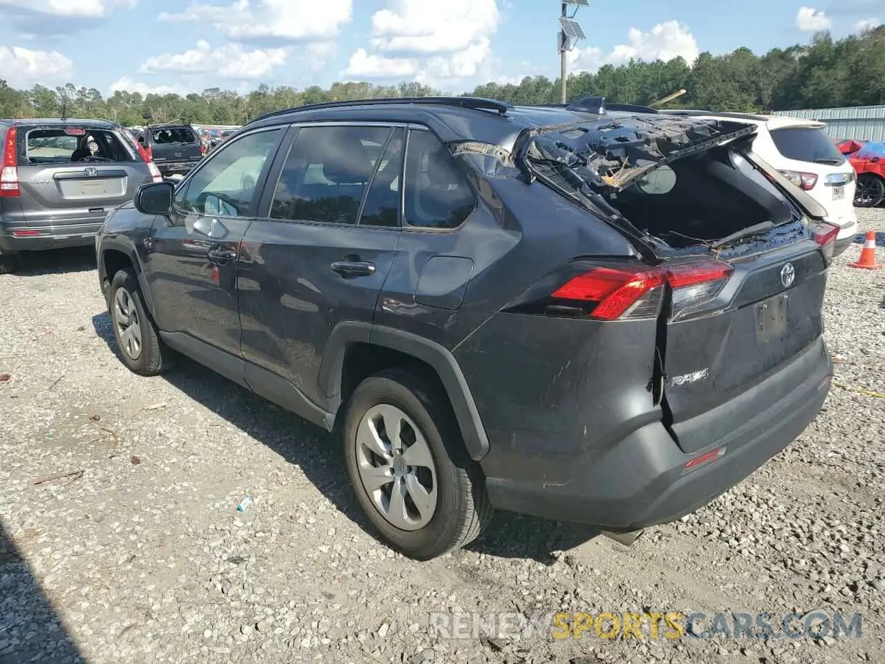 2 fotografías del automóvil dañado 2T3H1RFV2MC119100 TOYOTA RAV4 2021