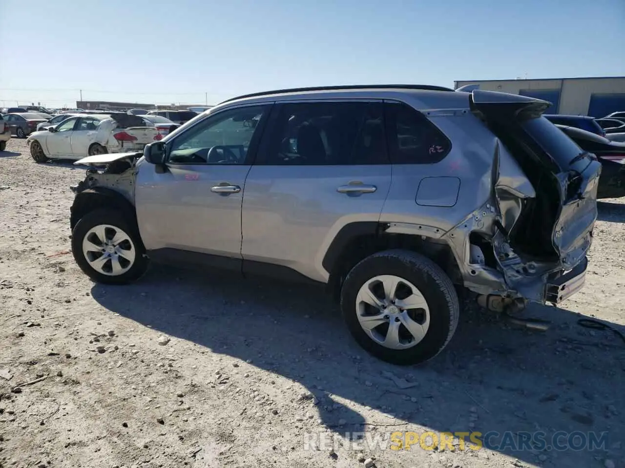 2 fotografías del automóvil dañado 2T3H1RFV2MC150301 TOYOTA RAV4 2021
