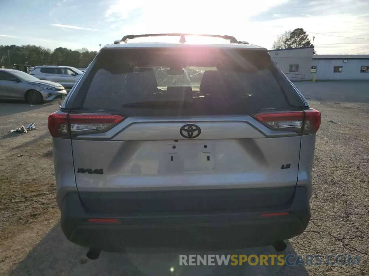 6 fotografías del automóvil dañado 2T3H1RFV2MC162352 TOYOTA RAV4 2021
