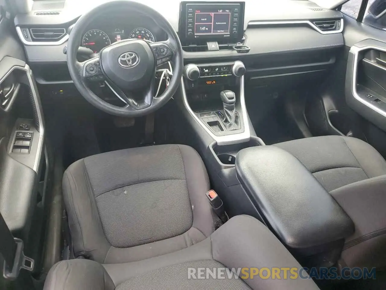 8 fotografías del automóvil dañado 2T3H1RFV2MW131732 TOYOTA RAV4 2021