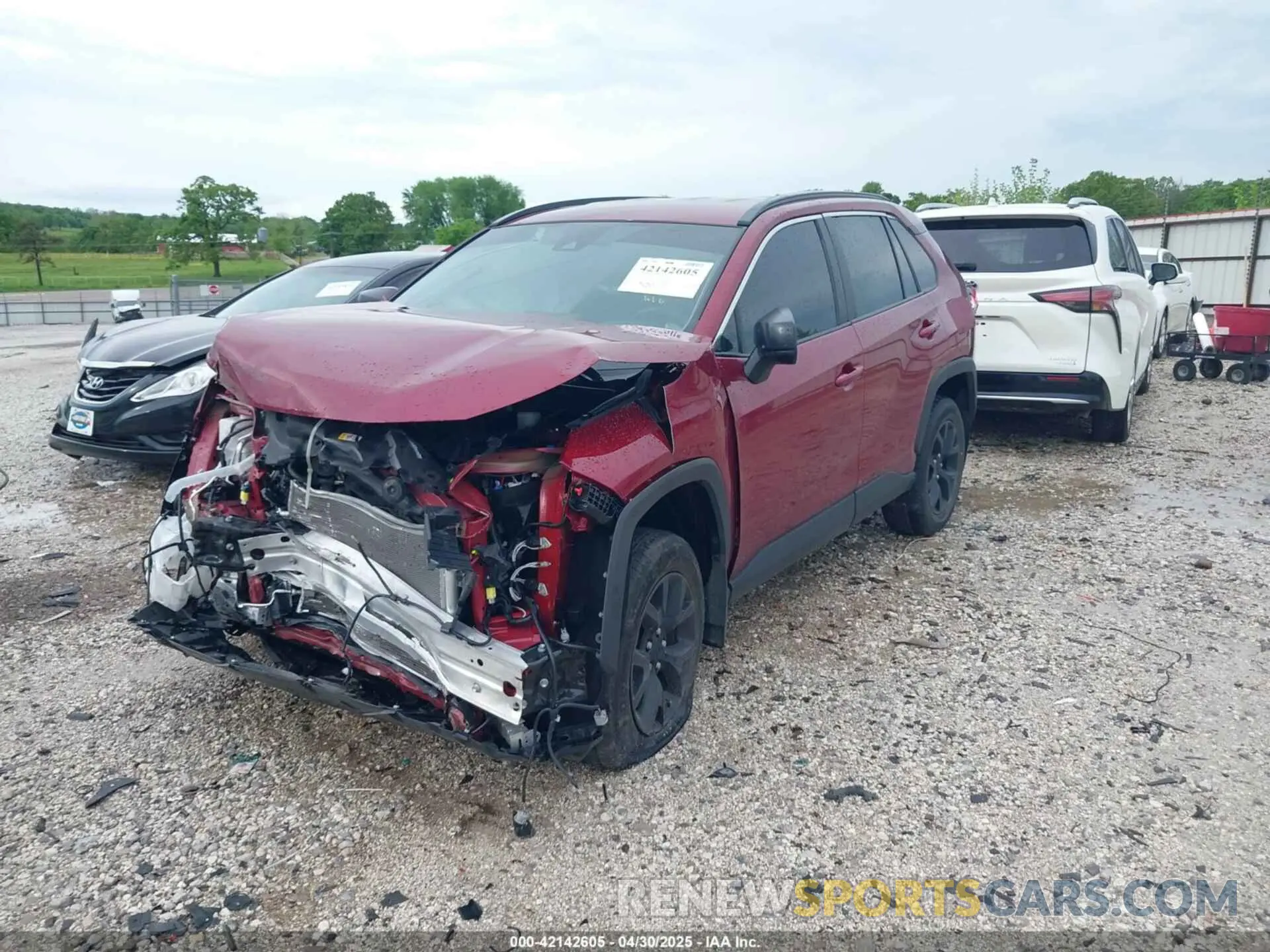 2 fotografías del automóvil dañado 2T3H1RFV2MW178873 TOYOTA RAV4 2021