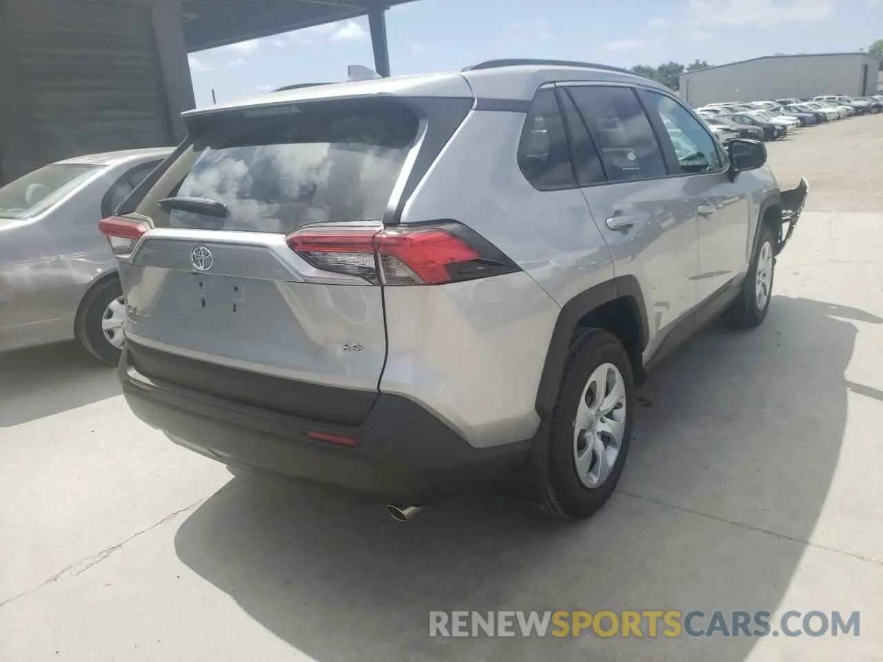 4 fotografías del automóvil dañado 2T3H1RFV3MC108915 TOYOTA RAV4 2021