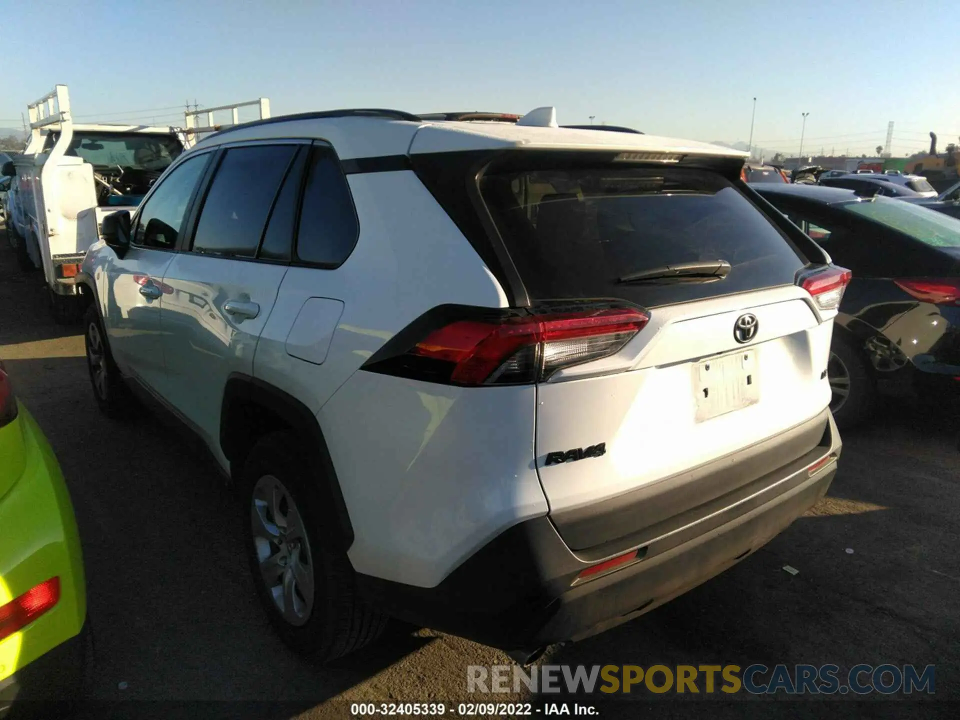 3 fotografías del automóvil dañado 2T3H1RFV3MC110907 TOYOTA RAV4 2021