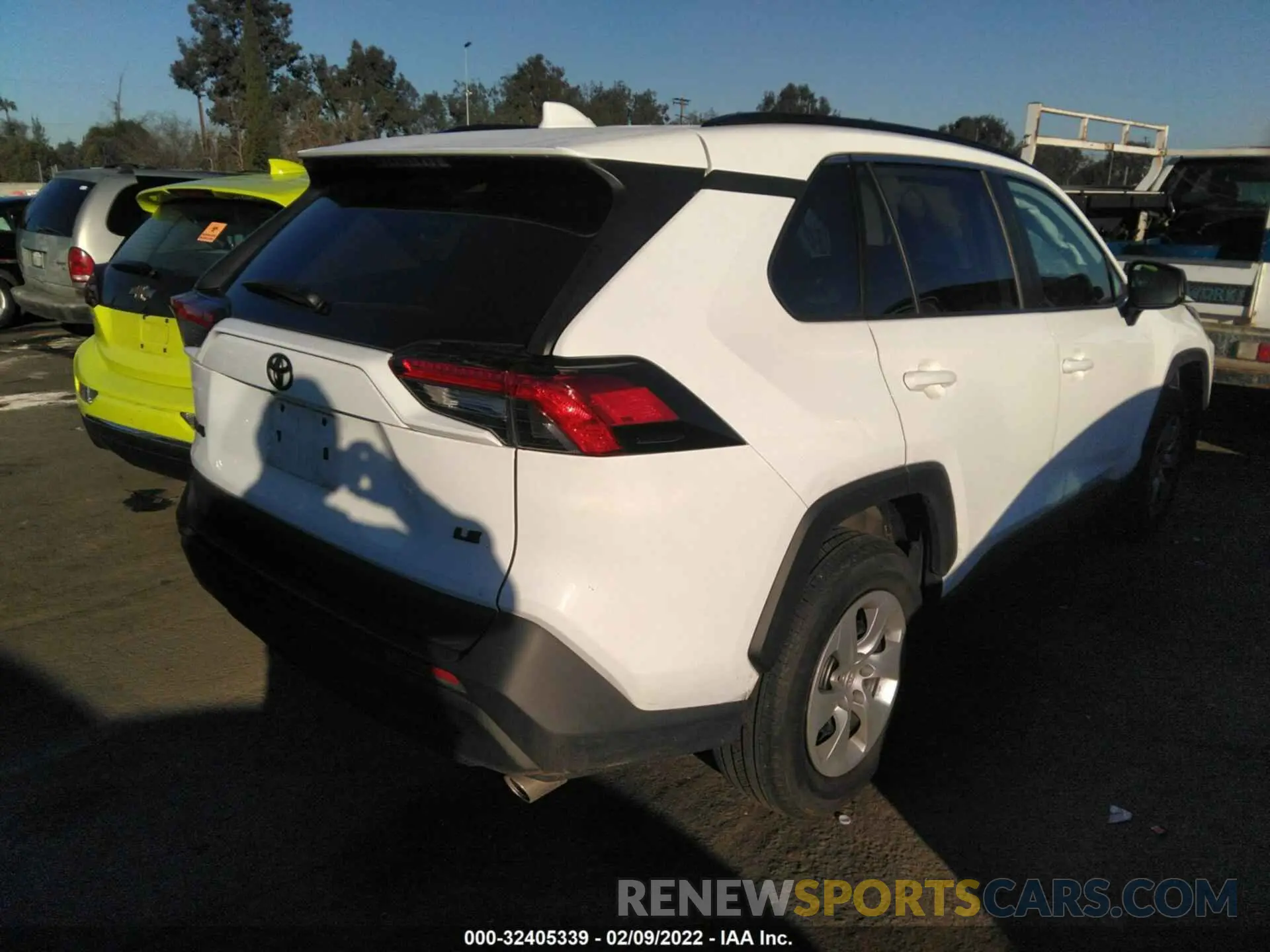 4 fotografías del automóvil dañado 2T3H1RFV3MC110907 TOYOTA RAV4 2021