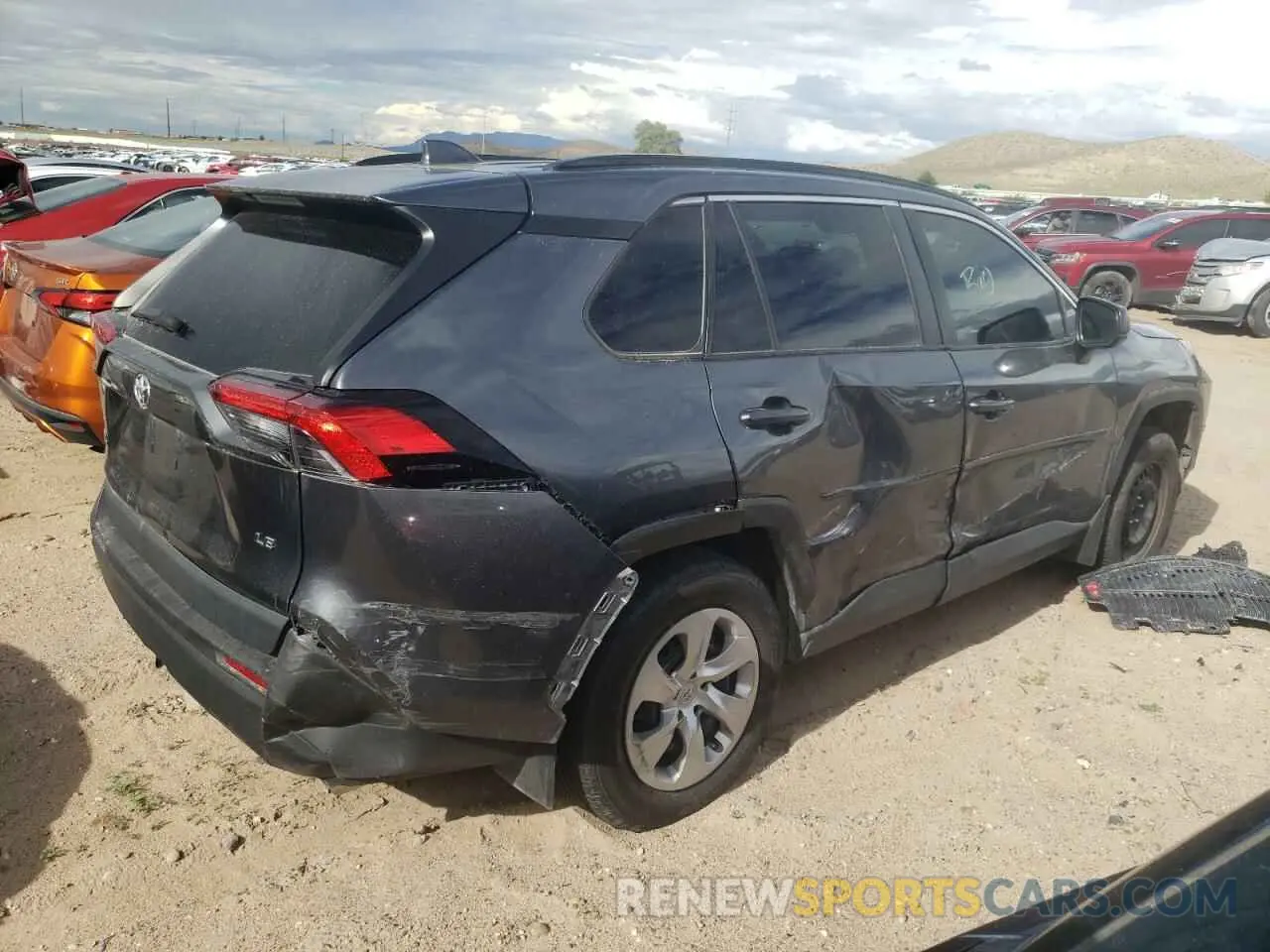 3 fotografías del automóvil dañado 2T3H1RFV3MC118862 TOYOTA RAV4 2021