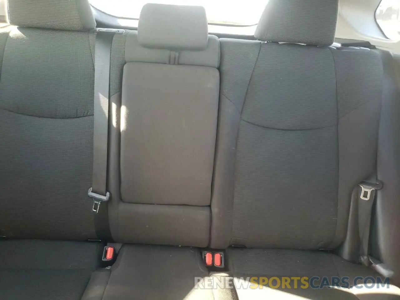 10 fotografías del automóvil dañado 2T3H1RFV3MC120143 TOYOTA RAV4 2021