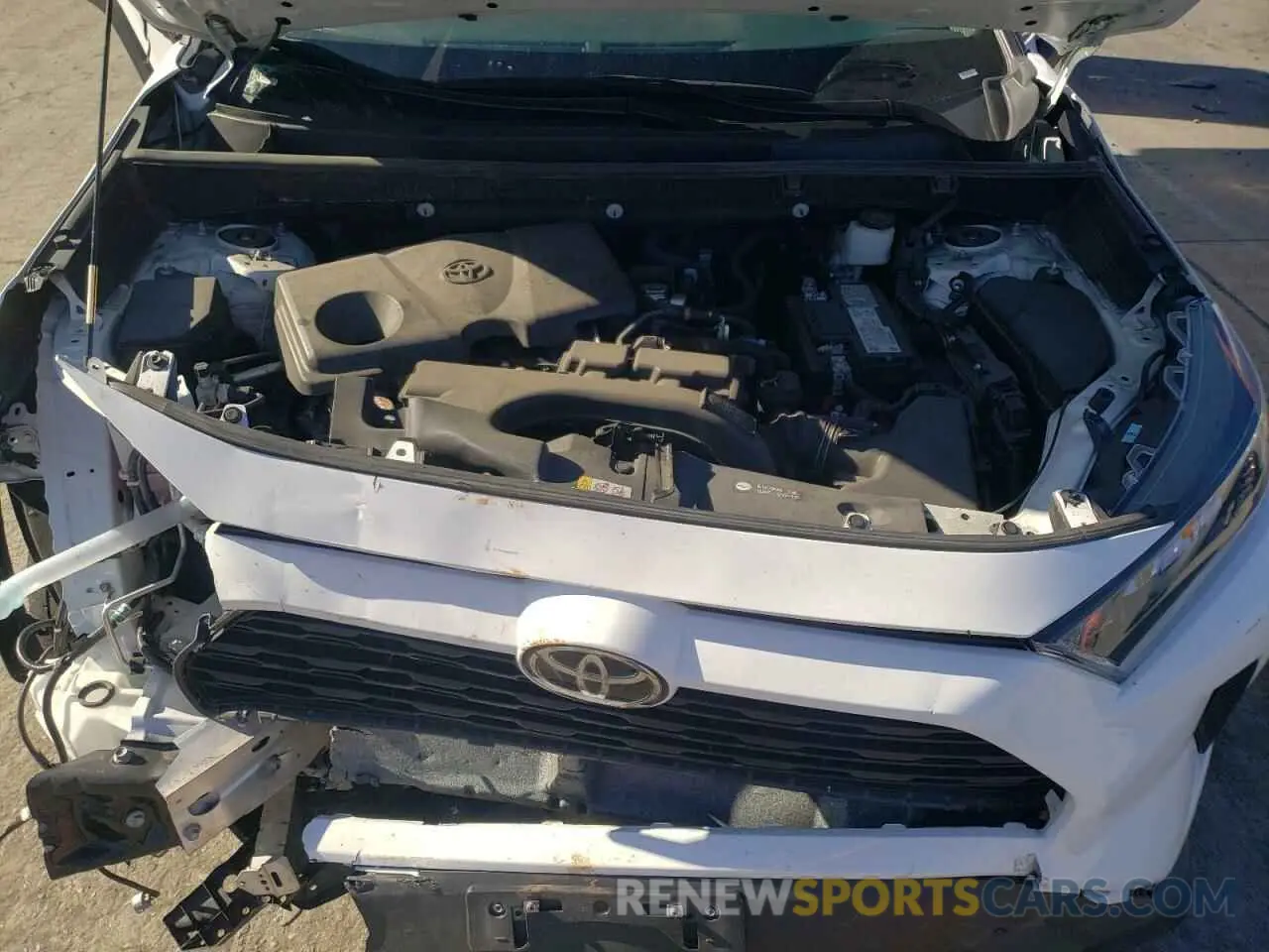 12 fotografías del automóvil dañado 2T3H1RFV3MC120143 TOYOTA RAV4 2021