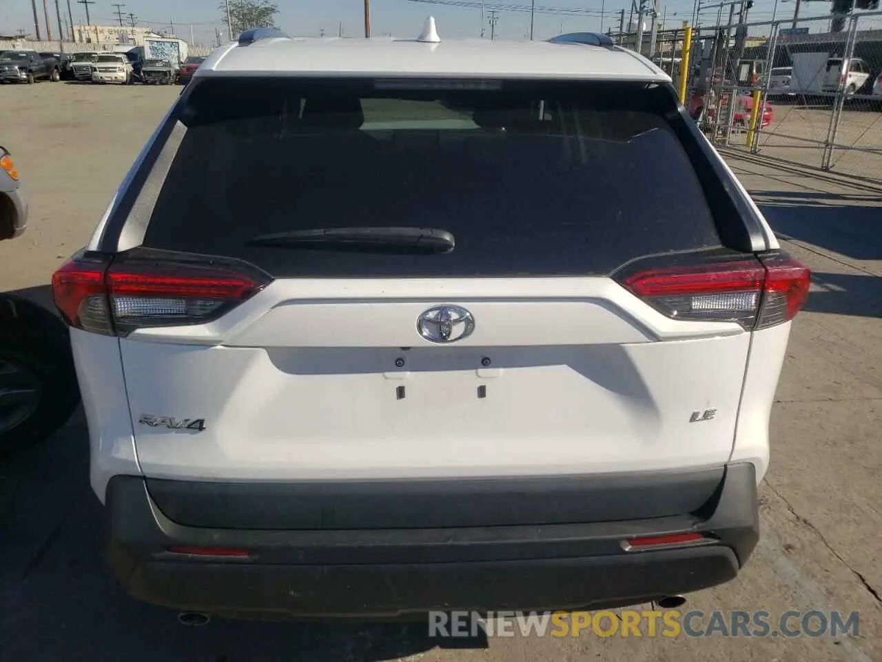 6 fotografías del automóvil dañado 2T3H1RFV3MC120143 TOYOTA RAV4 2021