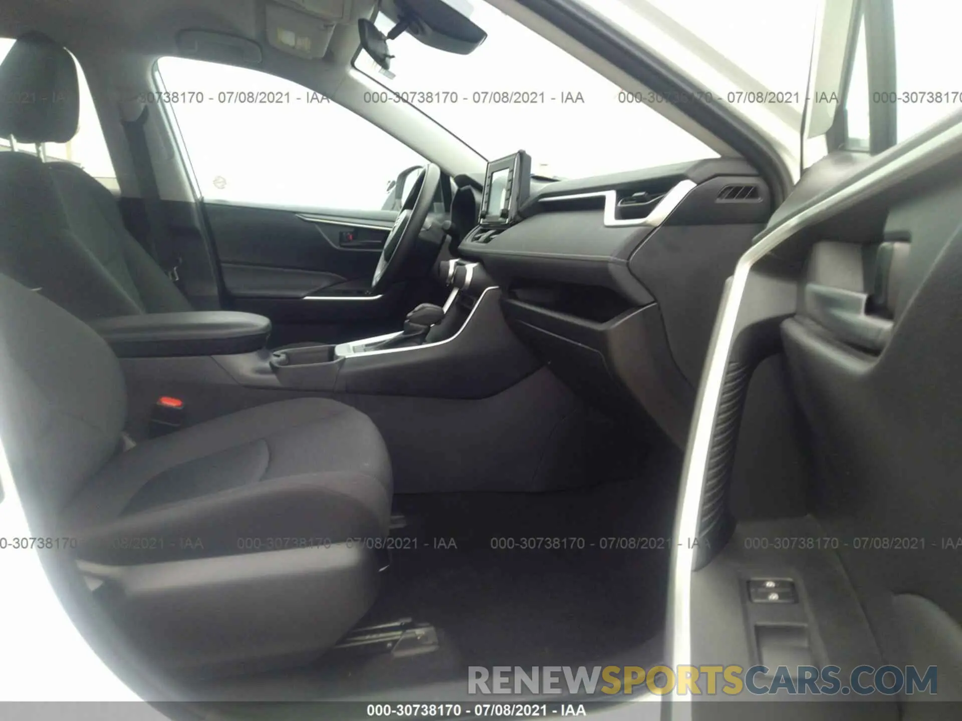 5 fotografías del automóvil dañado 2T3H1RFV3MW130654 TOYOTA RAV4 2021