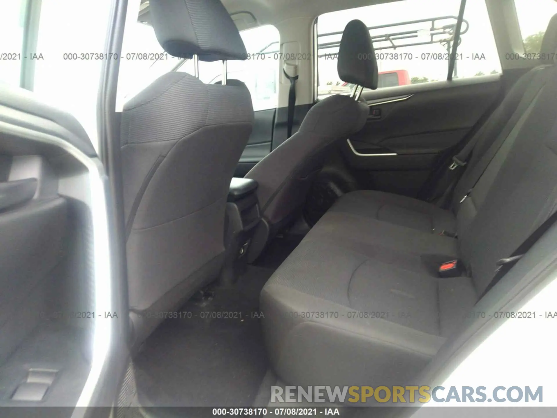 8 fotografías del automóvil dañado 2T3H1RFV3MW130654 TOYOTA RAV4 2021