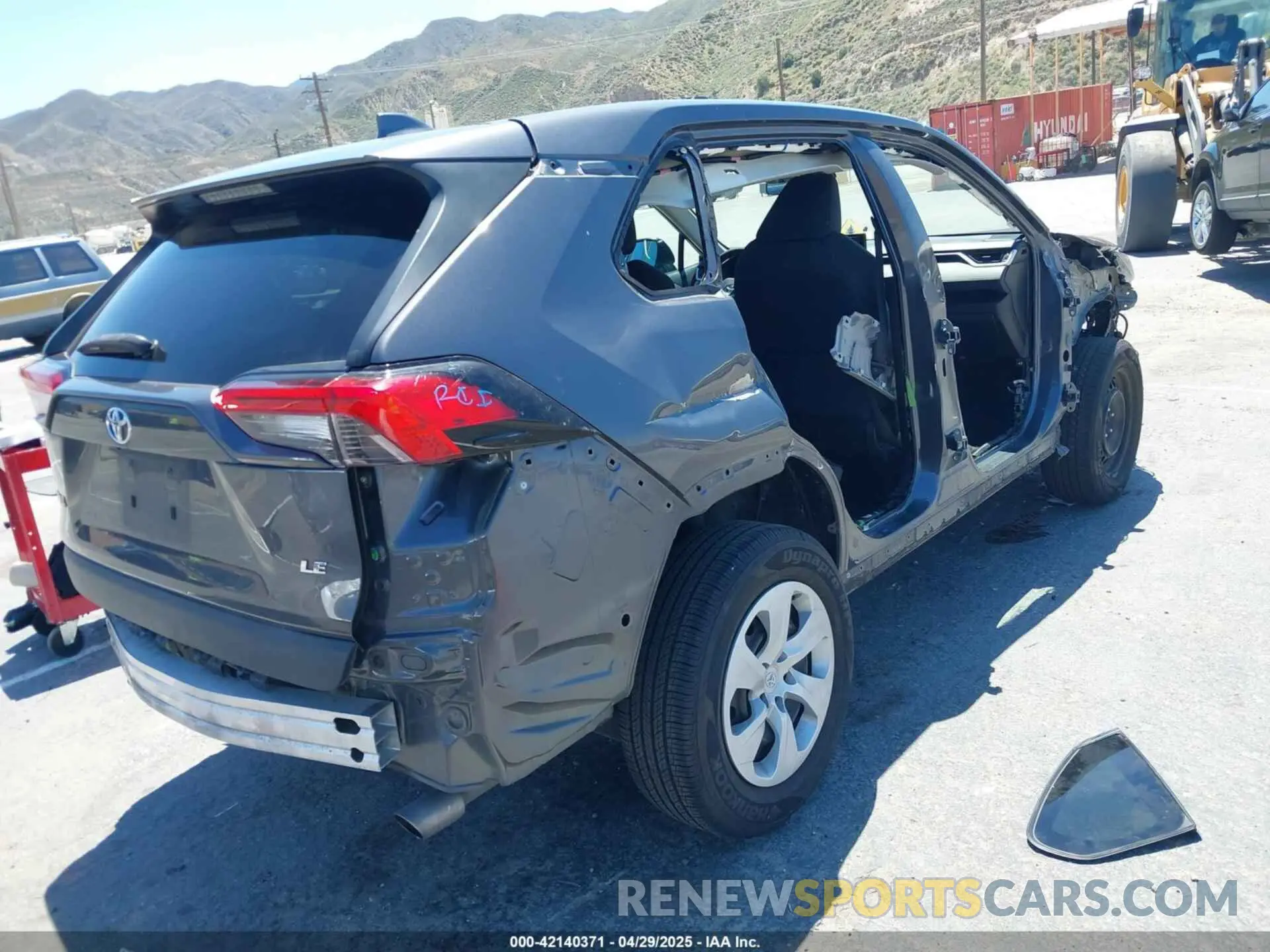 4 fotografías del automóvil dañado 2T3H1RFV3MW133201 TOYOTA RAV4 2021