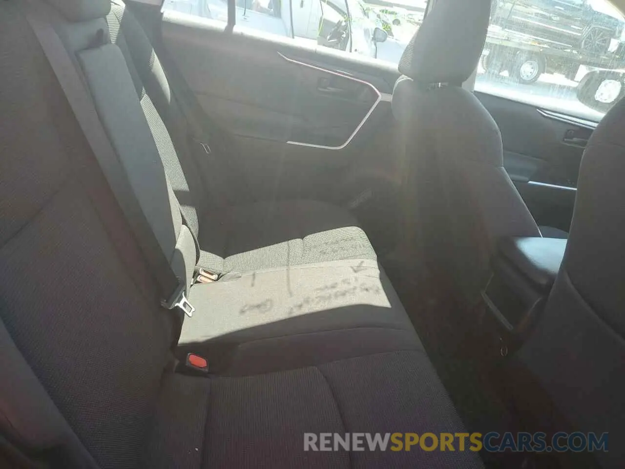 10 fotografías del automóvil dañado 2T3H1RFV3MW150242 TOYOTA RAV4 2021