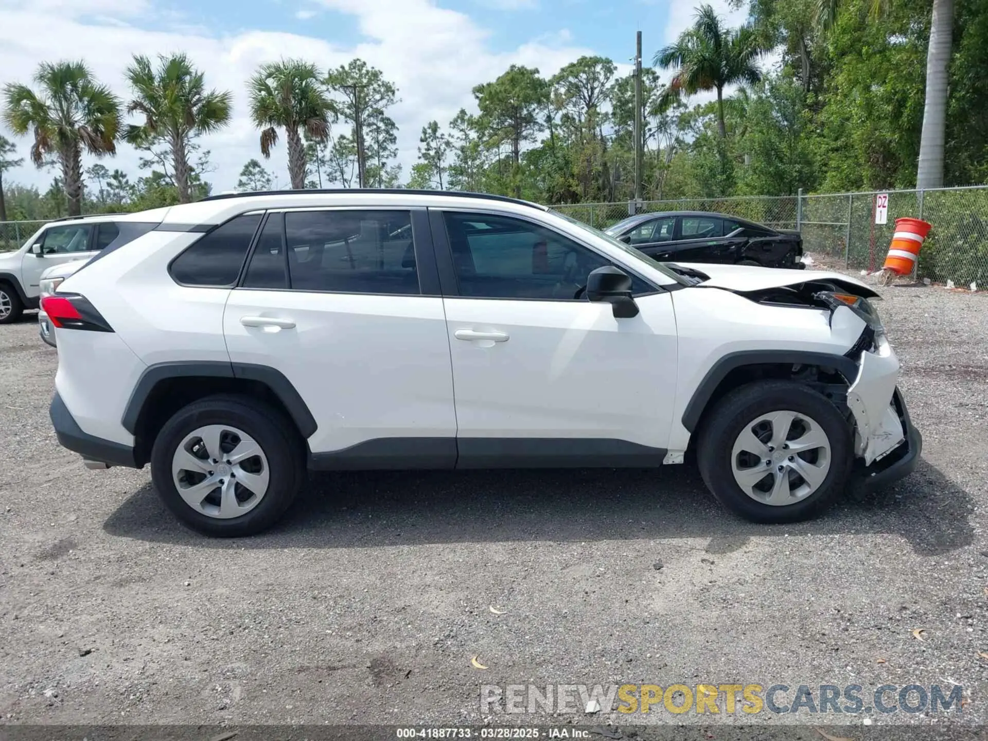 13 fotografías del automóvil dañado 2T3H1RFV4MC101164 TOYOTA RAV4 2021